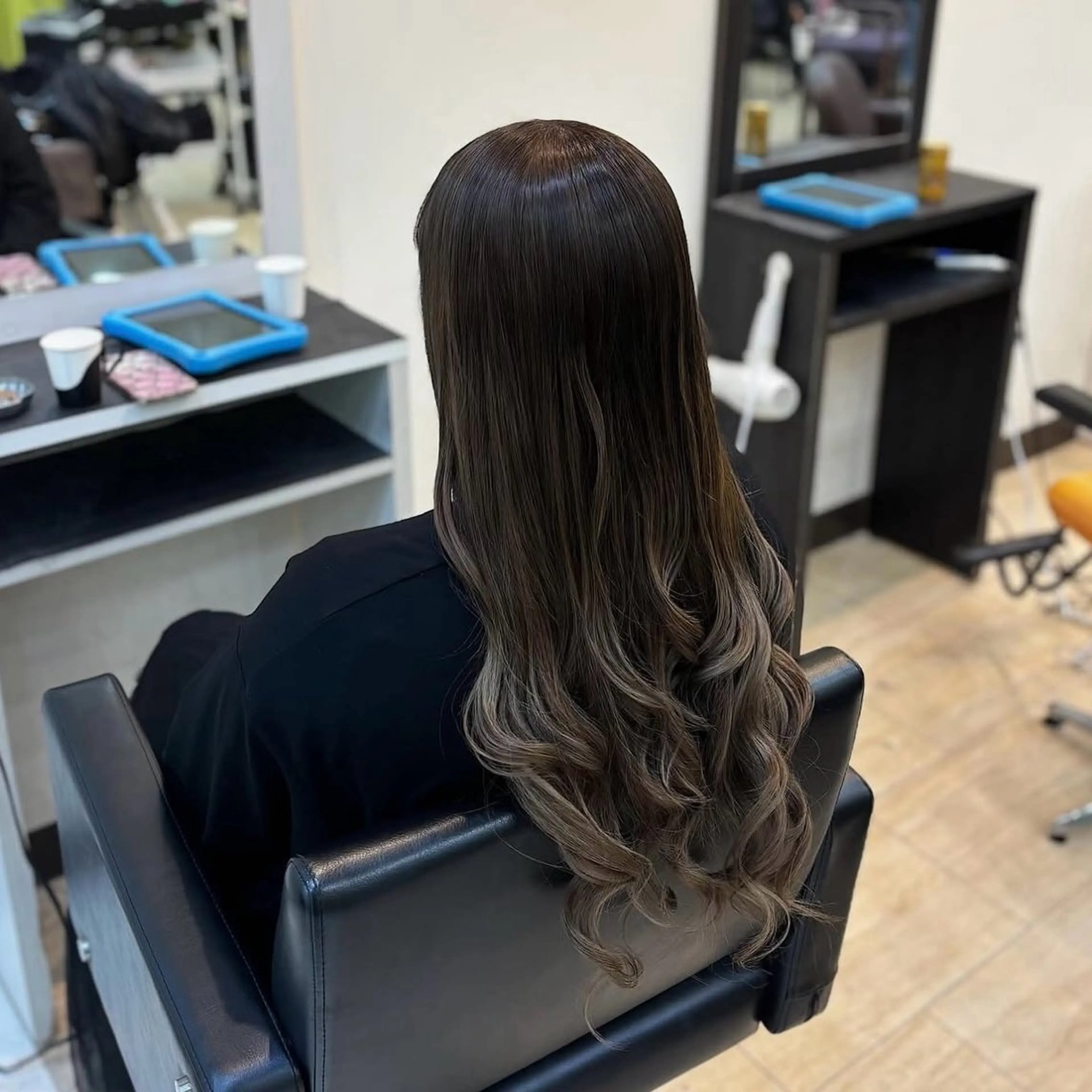 カラー グラデーションカラー カット ヘアカラー トリートメント MIRAN stylistのヘアスタイル