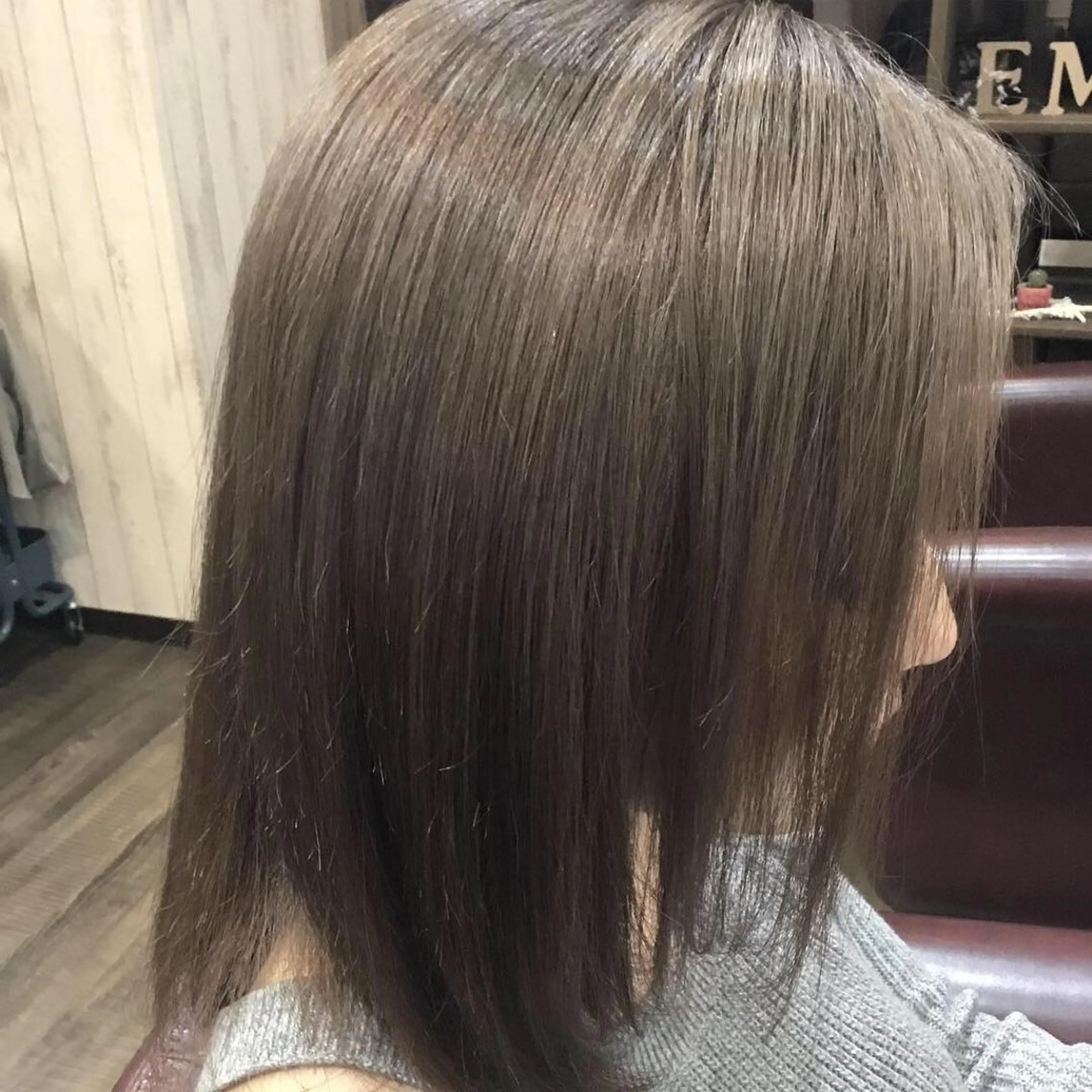 ミディアム カラー 金崎 新吾のヘアスタイル