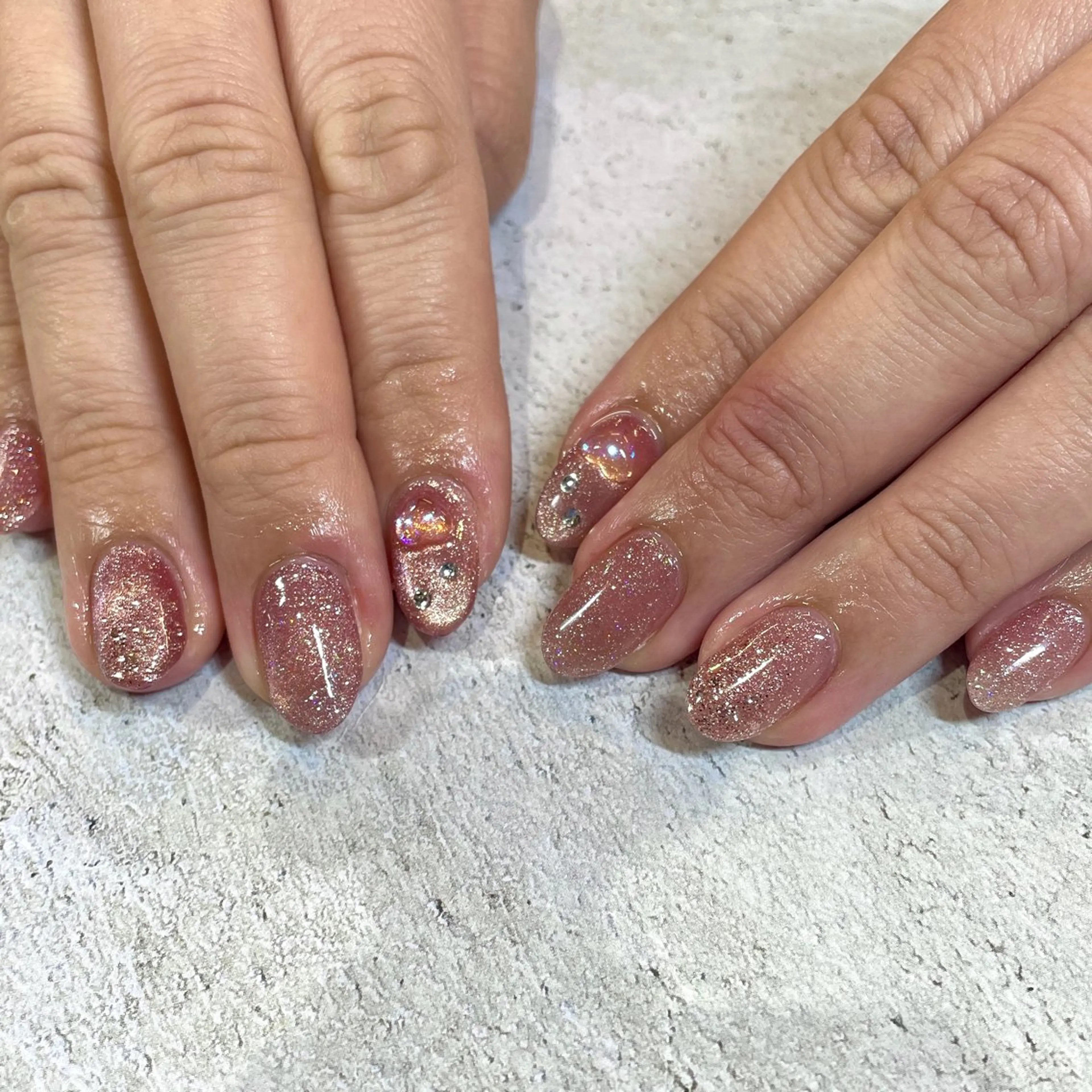 ネイル クリアネイル ハート ピンク 赤色 バレンタイン ハンドネイル LUNI所属・LUNI 久屋大通 ˚✧₊⁎/ yuriのネイルデザイン