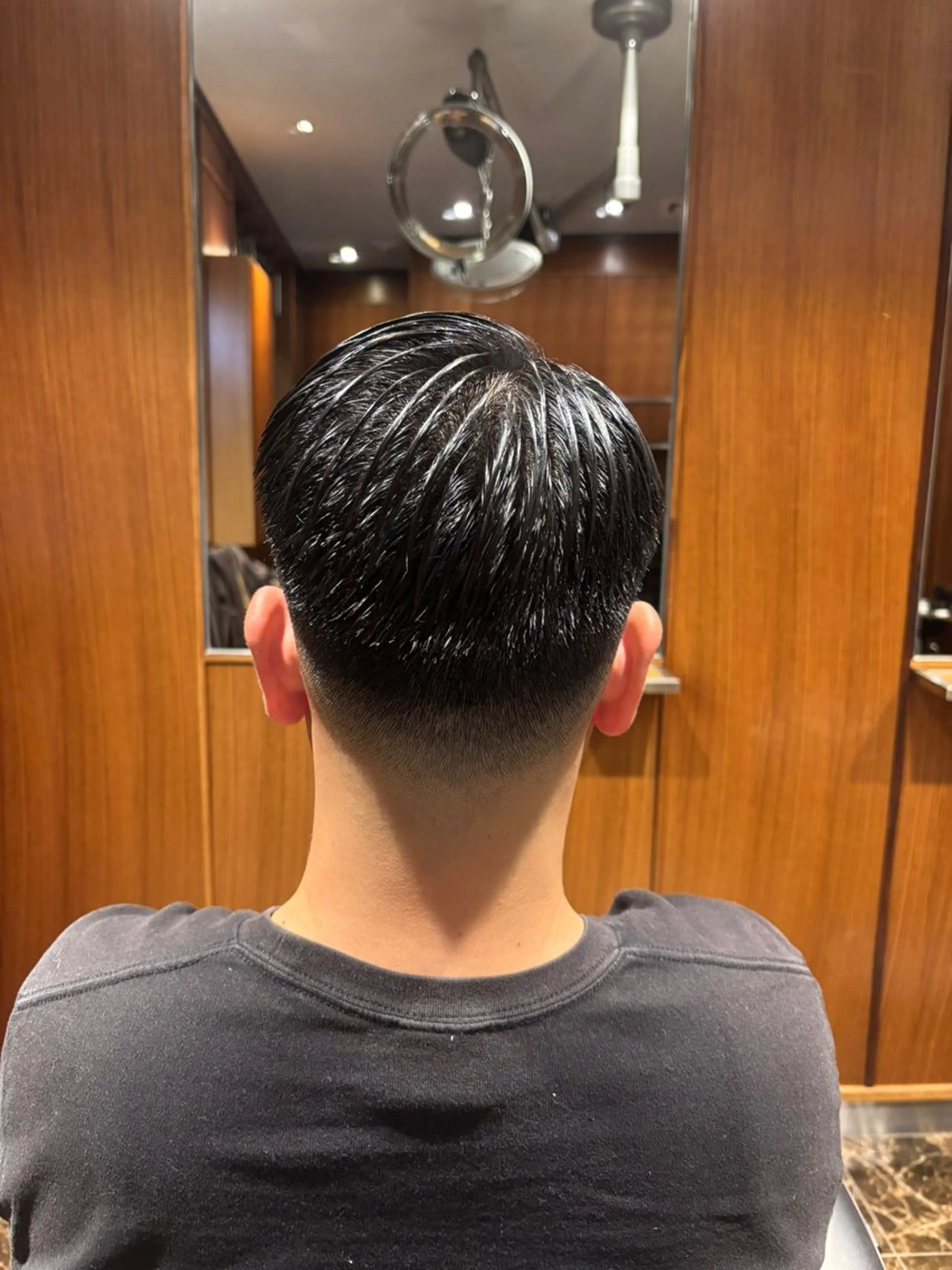 ショート メンズ ビジネス 東 峻平のヘアスタイル
