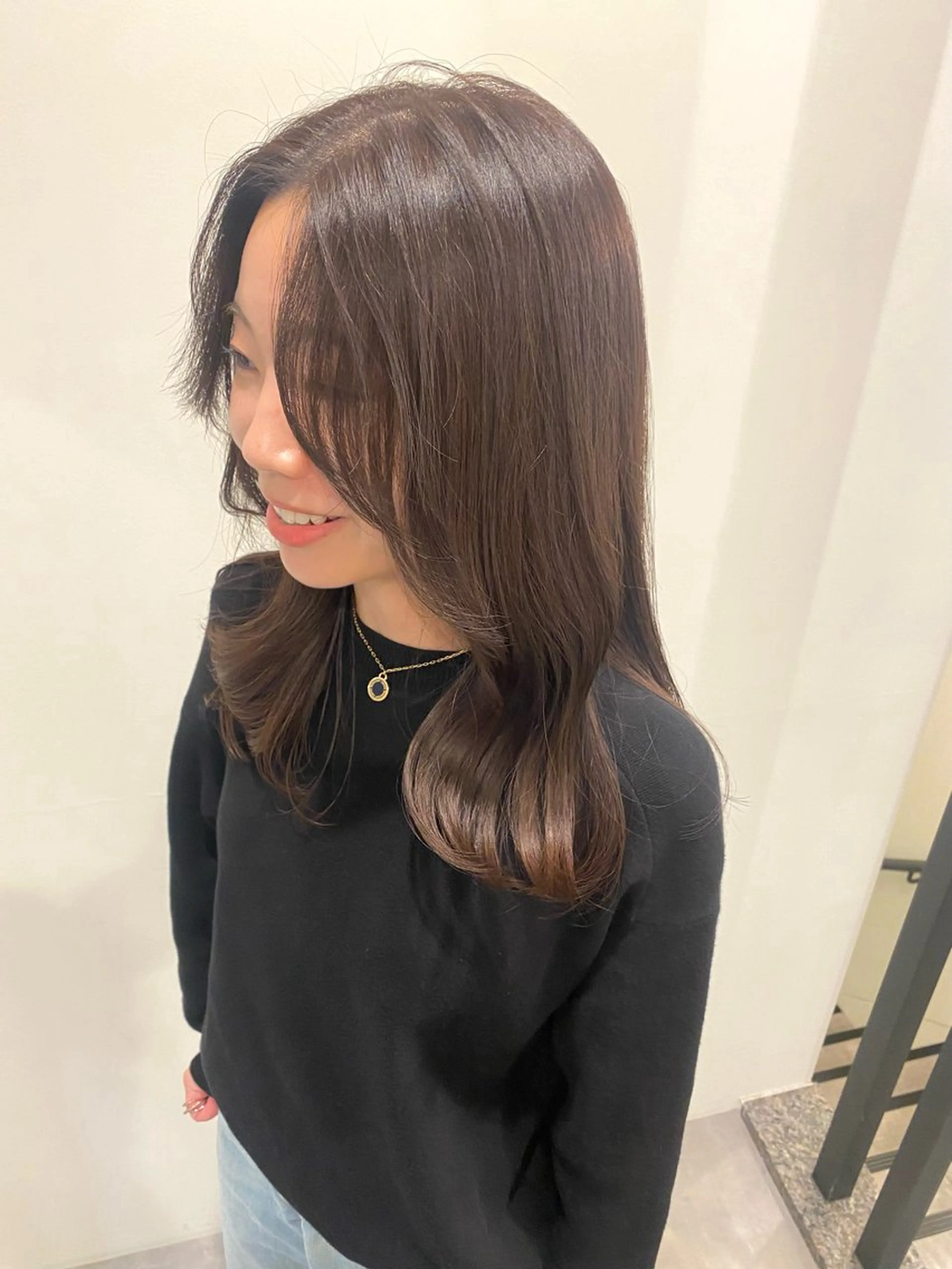 ミディアム カラー くびれヘア カット ヘアカラー トリートメント 🍑 モモカ🍑のヘアスタイル