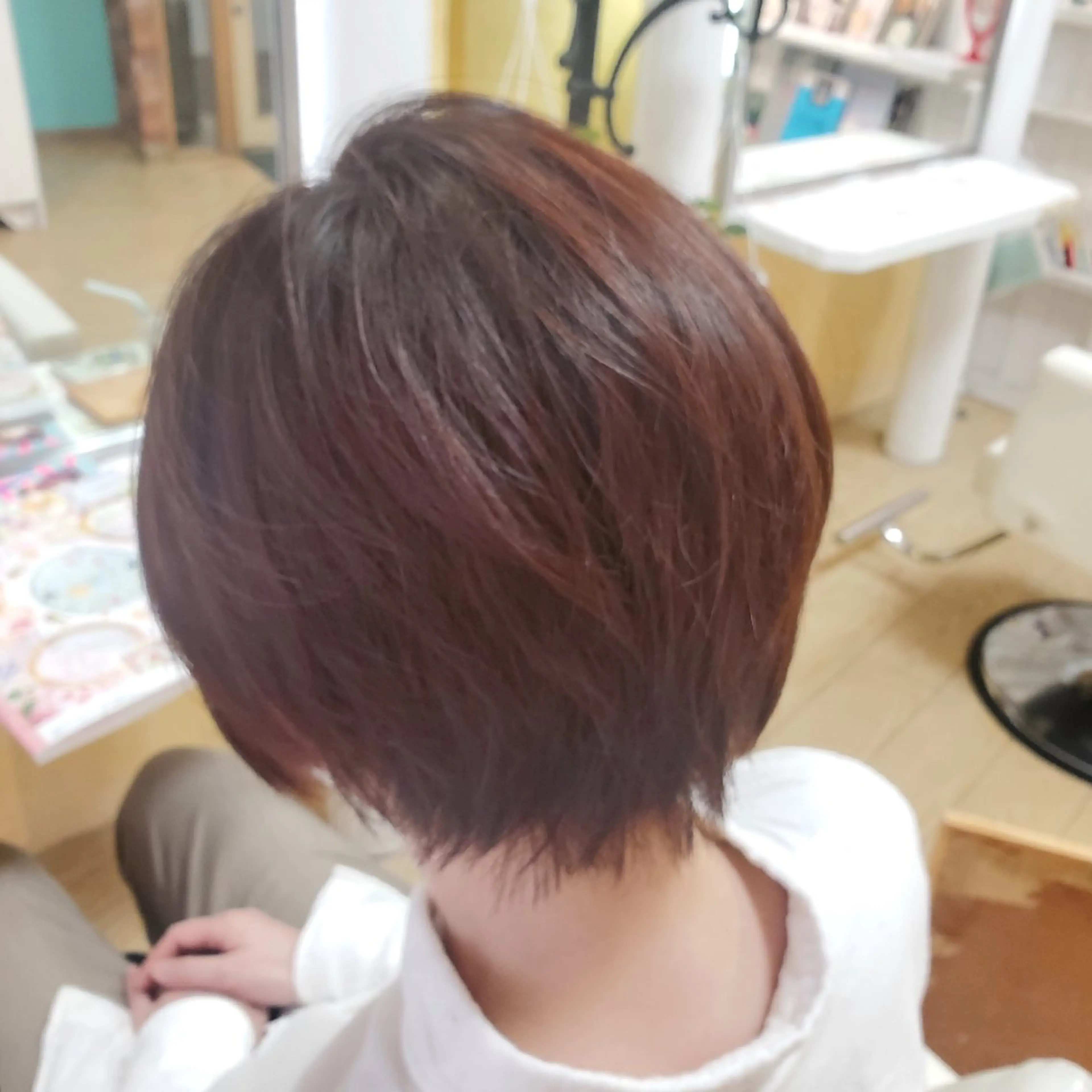 ショート ショートヘア 田中 牧子のヘアスタイル