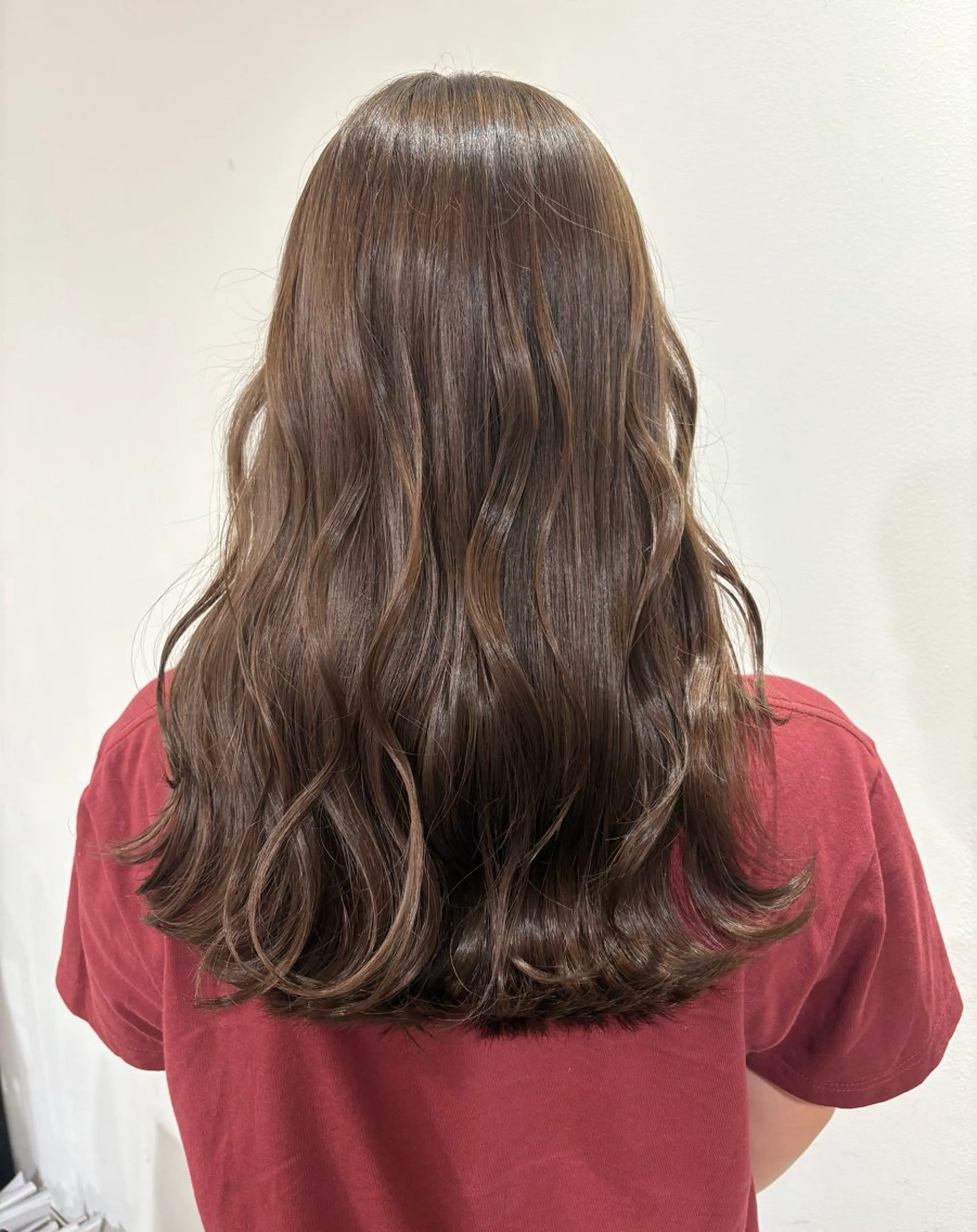 セミロング カラー ヘアカラー merc.🧸🫧 平山莉子のヘアスタイル