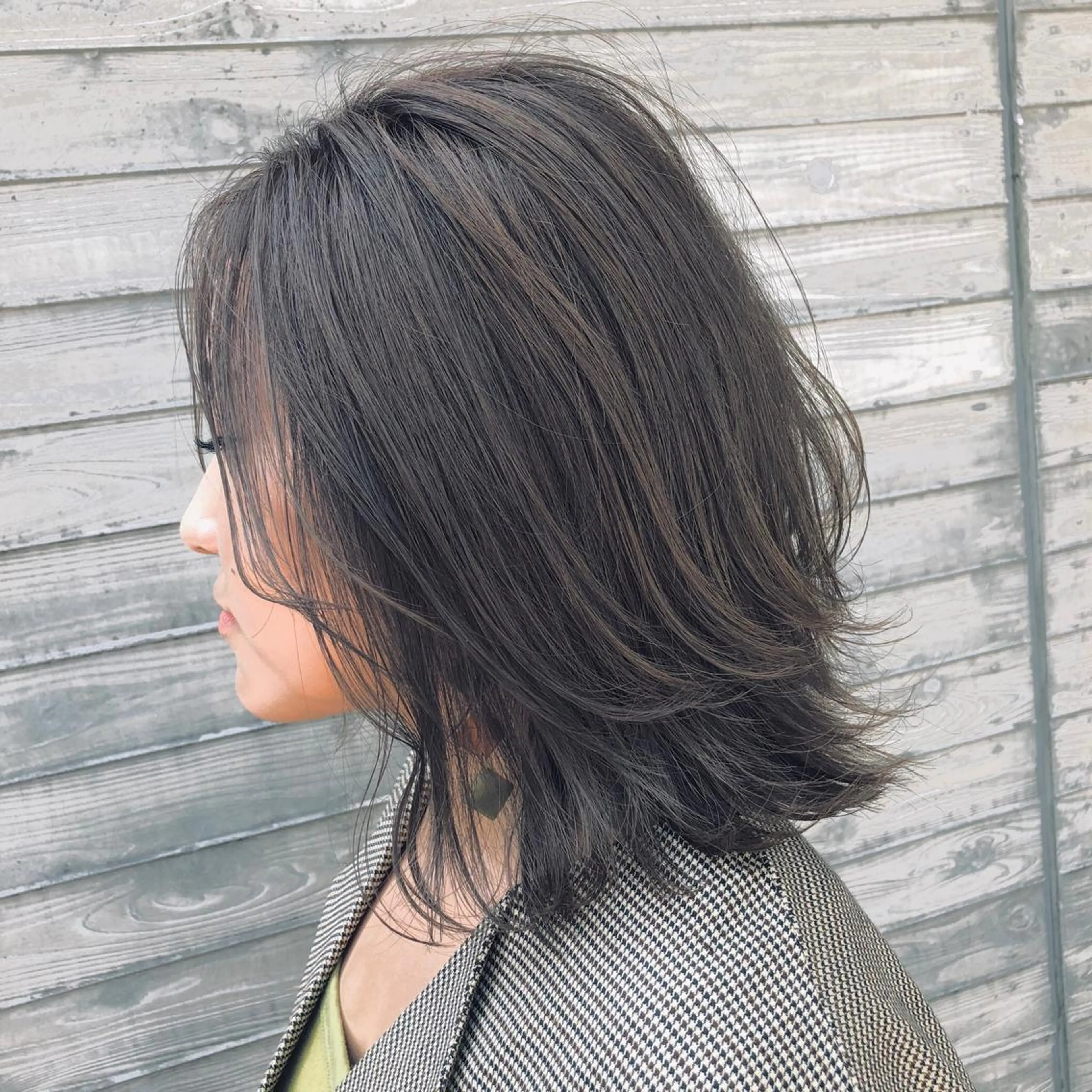 ミディアム カラー ベージュカラー フォギーベージュ THINK SHOP KANTAのヘアスタイル