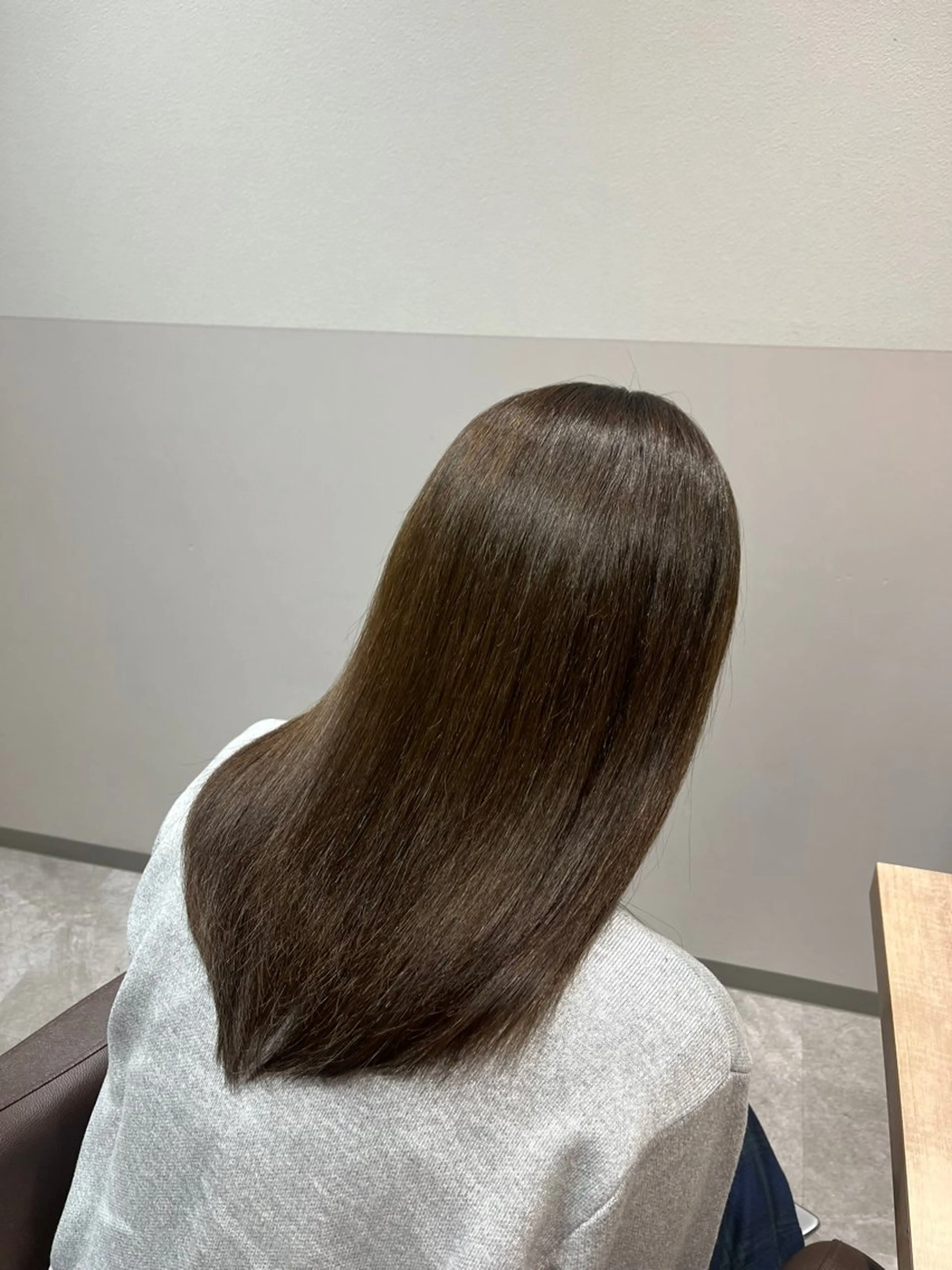 ロング 縮毛矯正 大宮レイヤーカット× 透明感カラー　rioのヘアスタイル