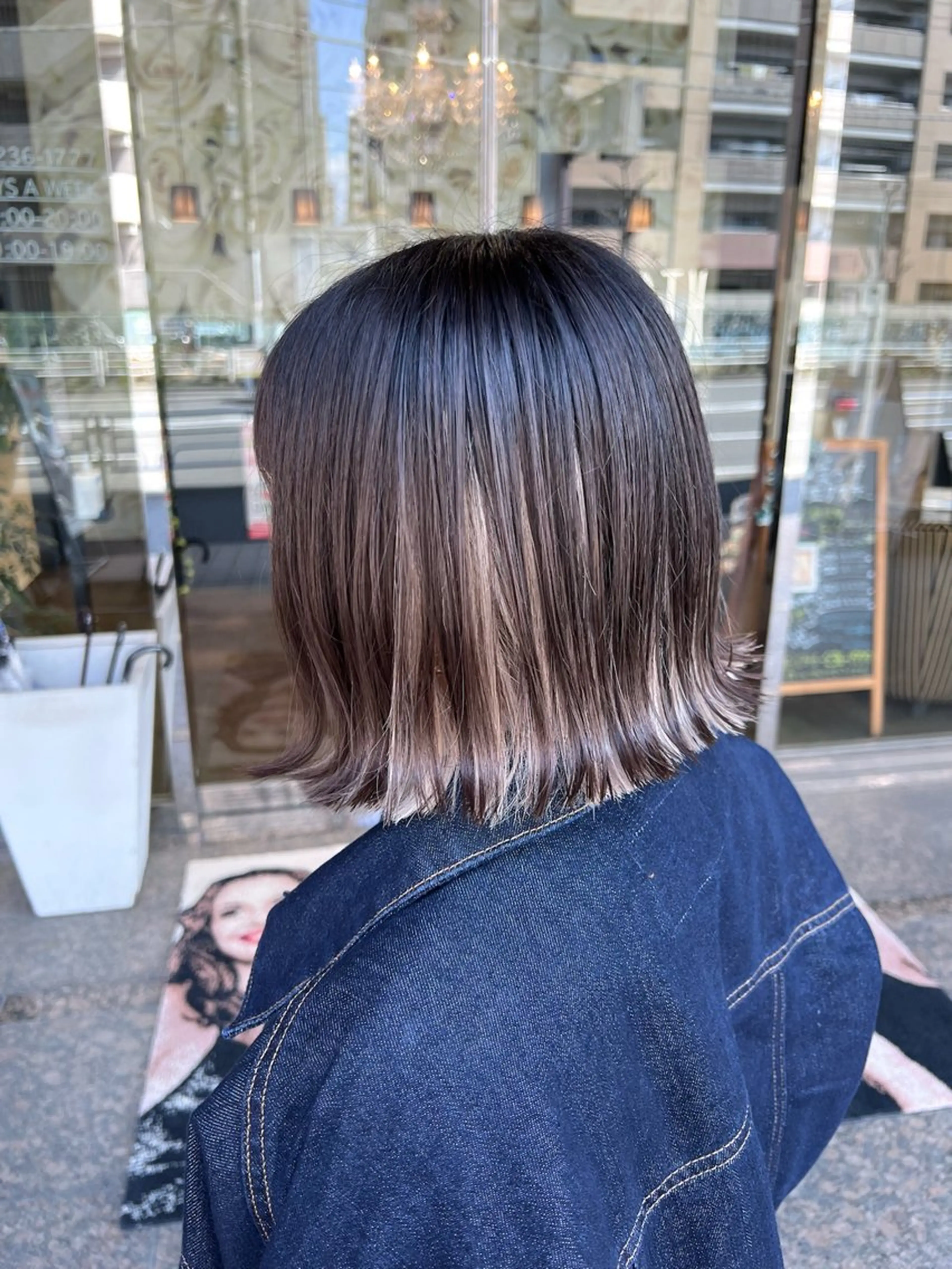 ミディアム ボブ 外ハネヘア 松原 梨華のヘアスタイル