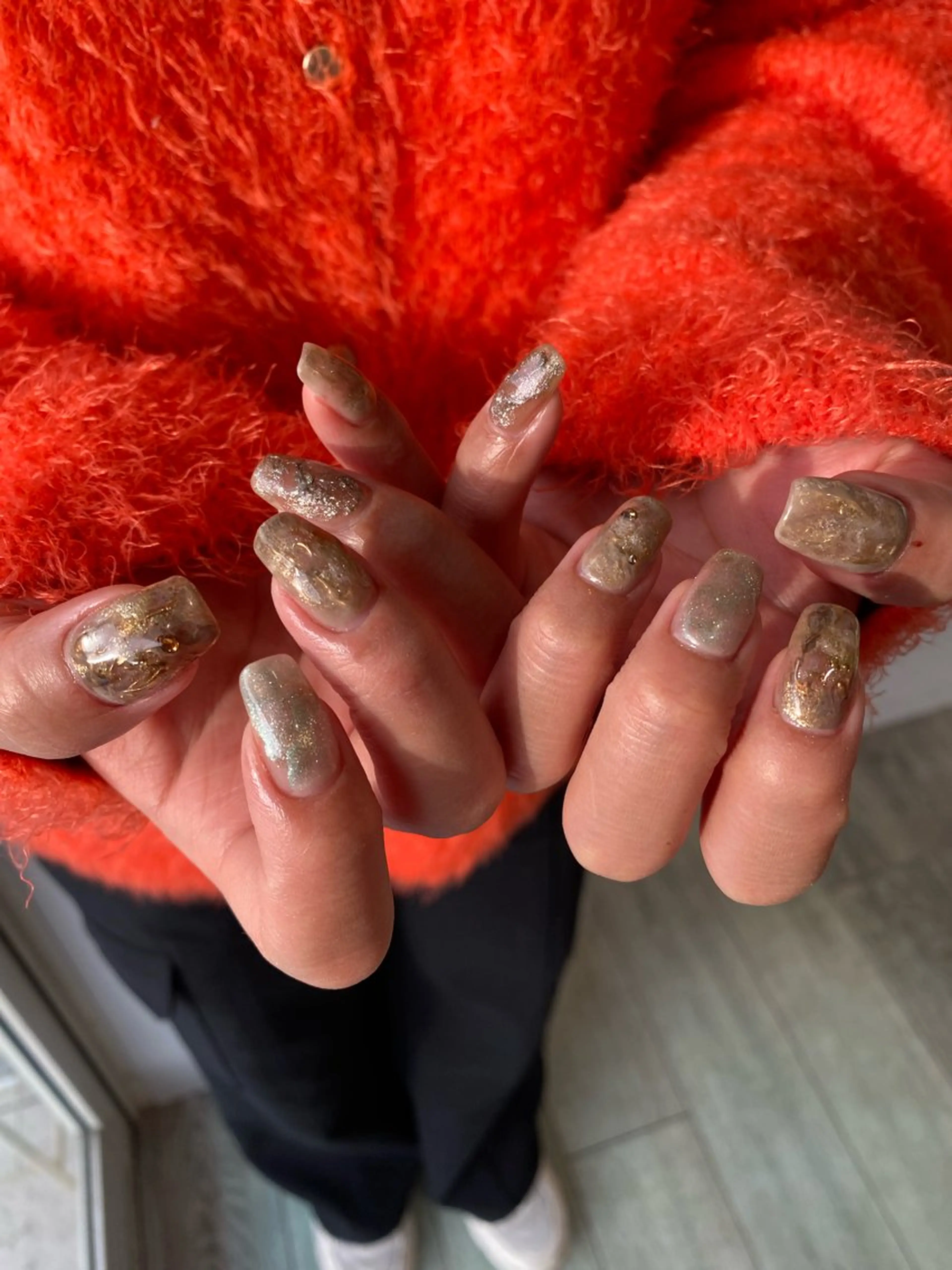 ネイル オーロラネイル マグネットネイル ニュアンスネイル シンプルネイル 春ネイル ハンドネイル 草加ニュアンスネイル 🌚hersのネイルデザイン