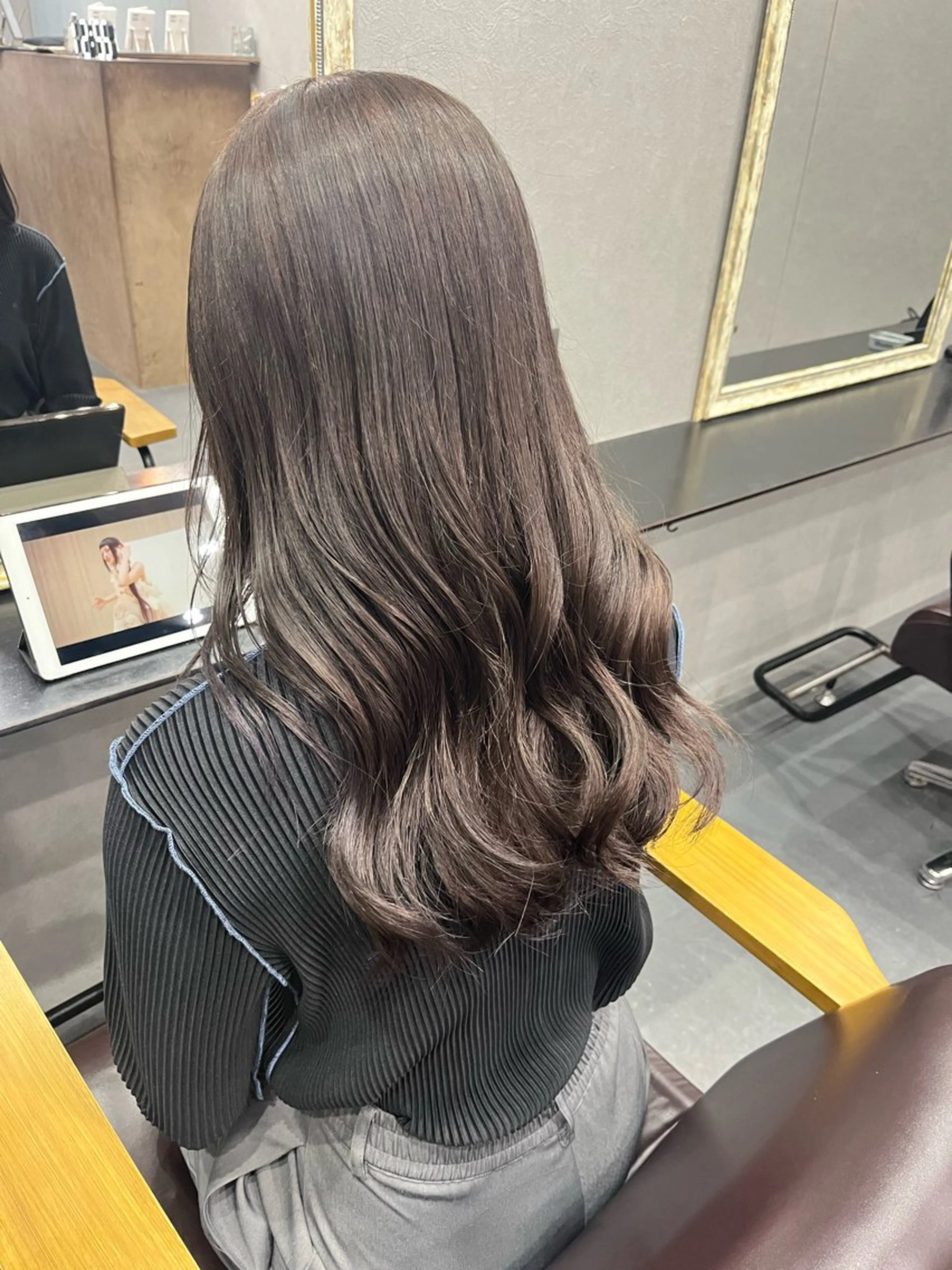 ロング カラー 難波 海のヘアスタイル