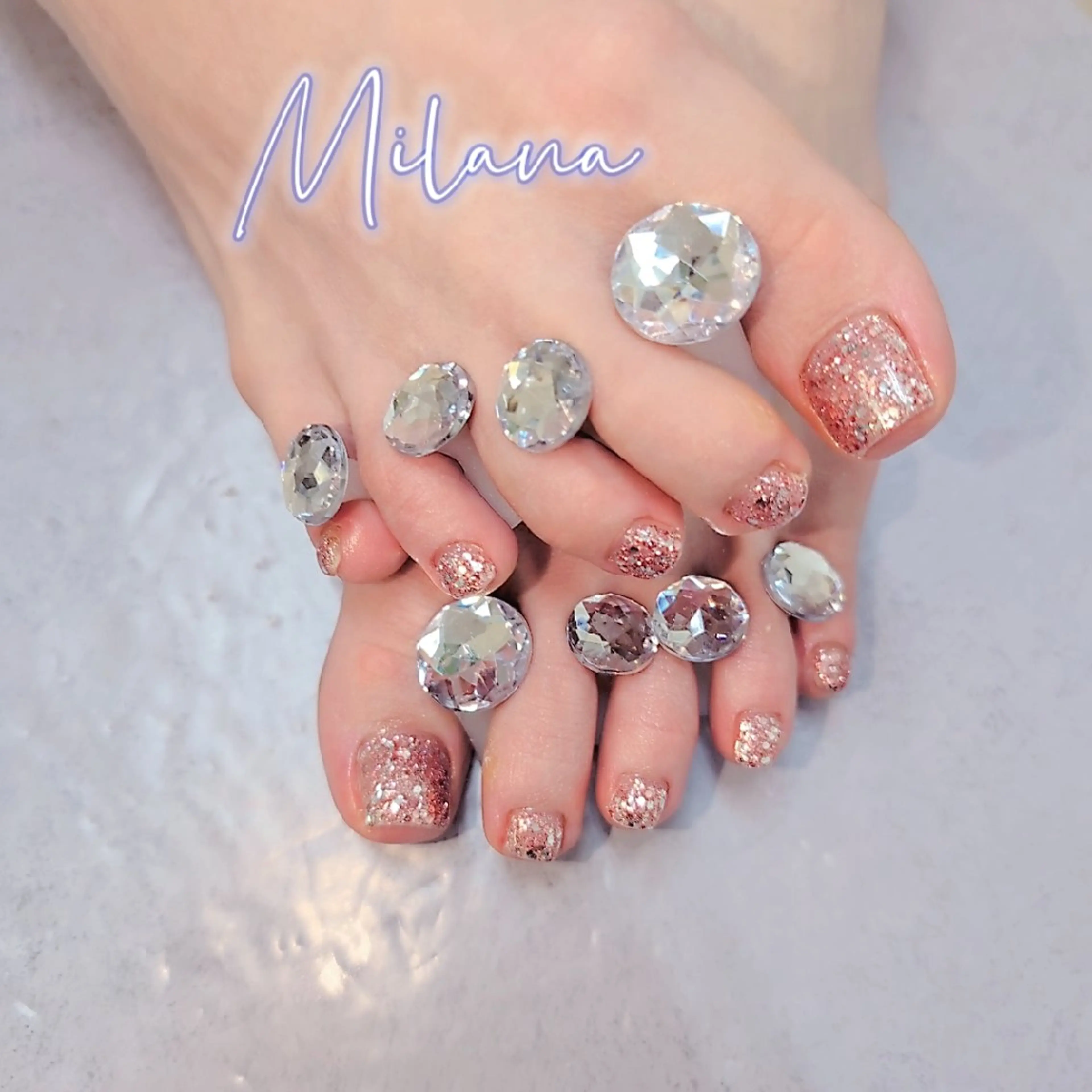 ネイル フットネイル ワンカラーネイル フットネイル Milana 川瀬のネイルデザイン