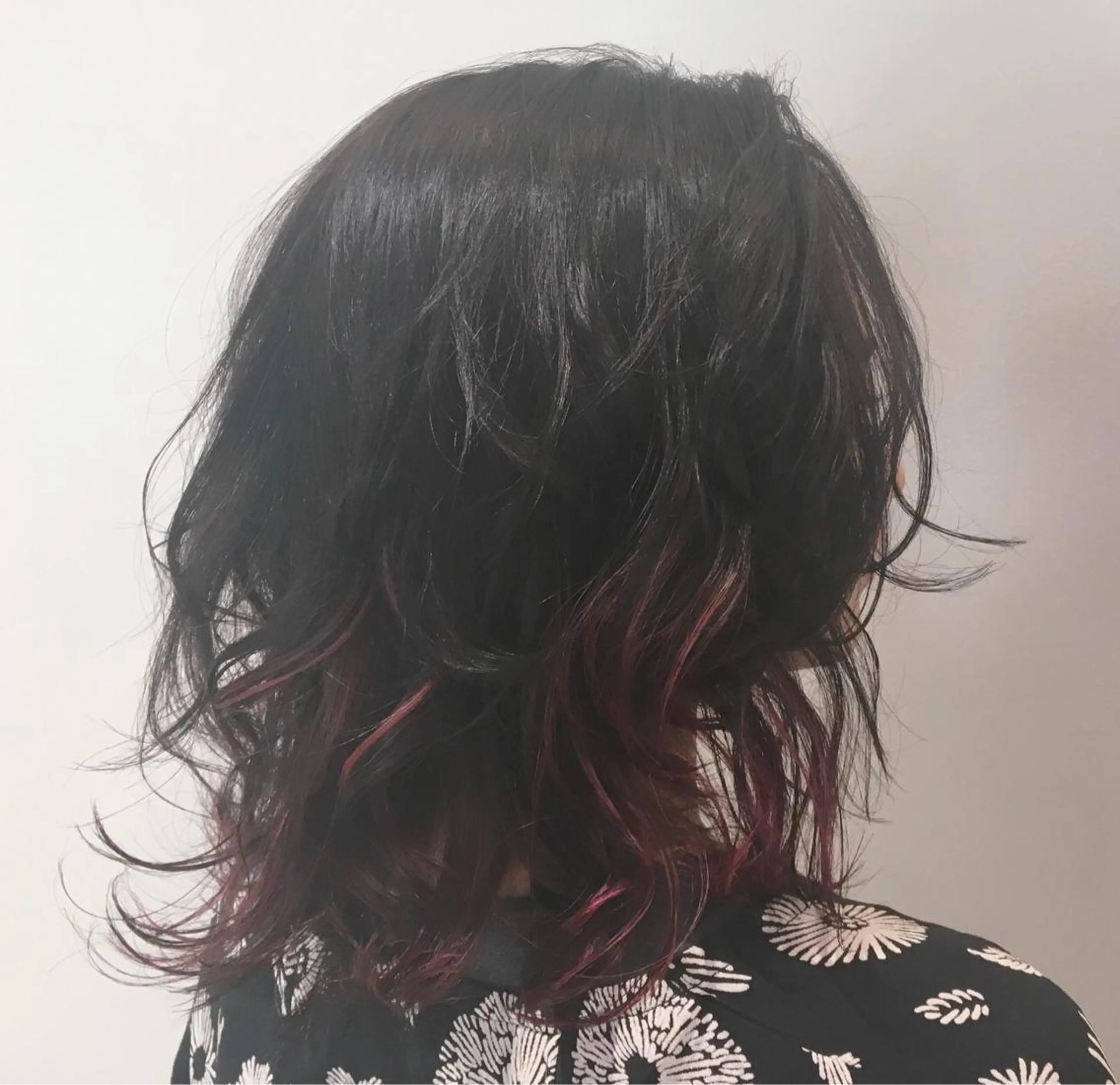 ミディアム ミディアムパーマ デザインカット トリートメント 心斎橋 女性 スタイリスト  大阪のヘアスタイル