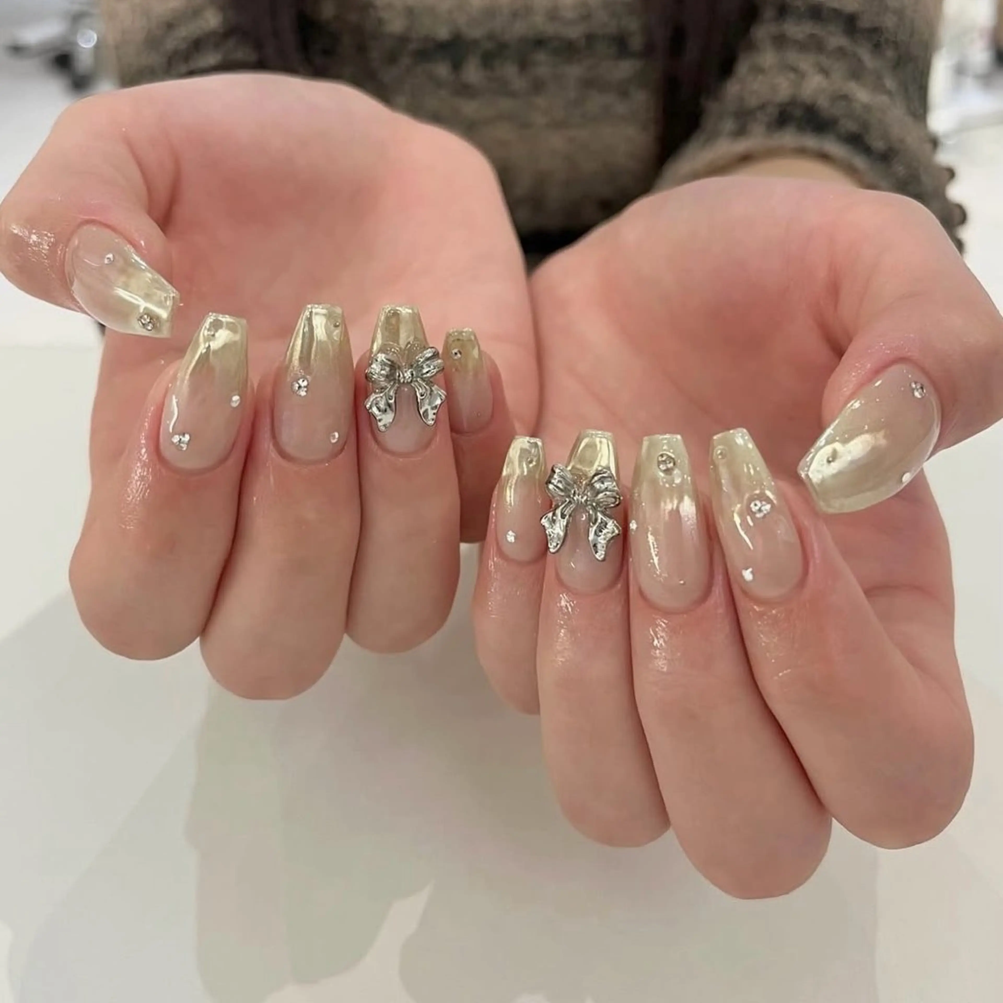 ネイル グラデーション ミラーネイル Luludi nail&eyeのネイルデザイン