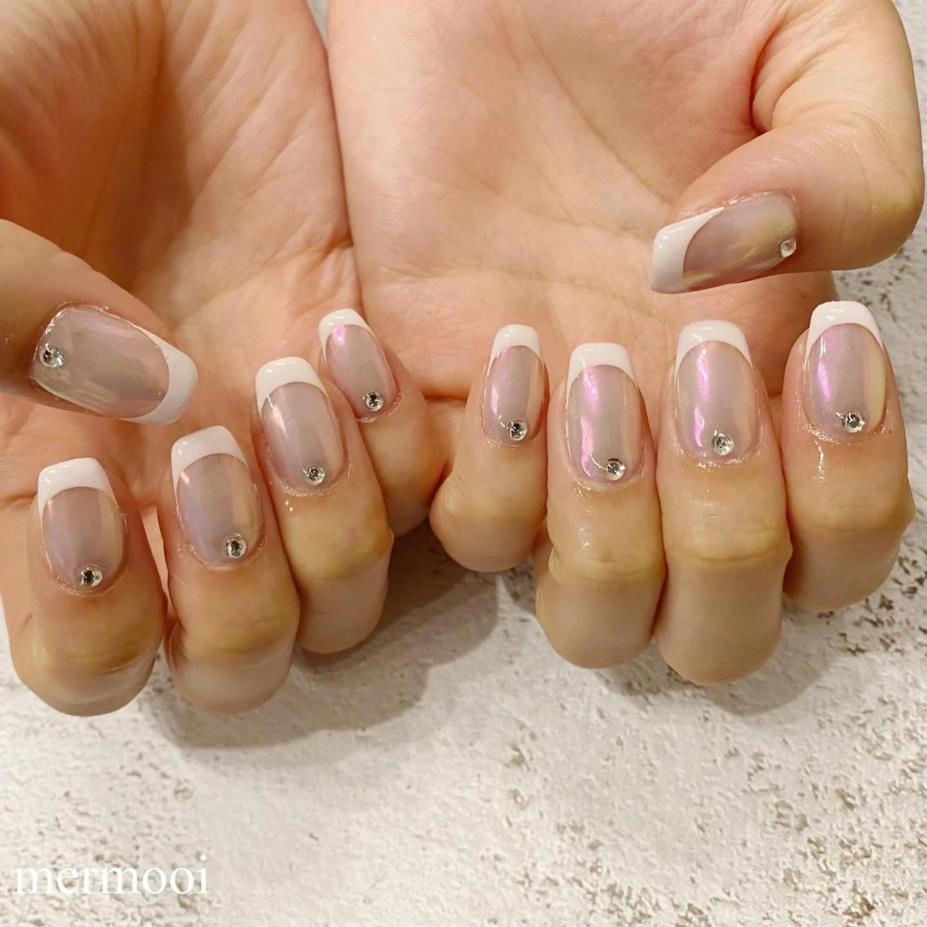 ネイル フレンチネイル 韓国ネイル ミラーネイル ニュアンスネイル ピンク ハンドネイル mermooi所属・melumooi nailのネイルデザイン