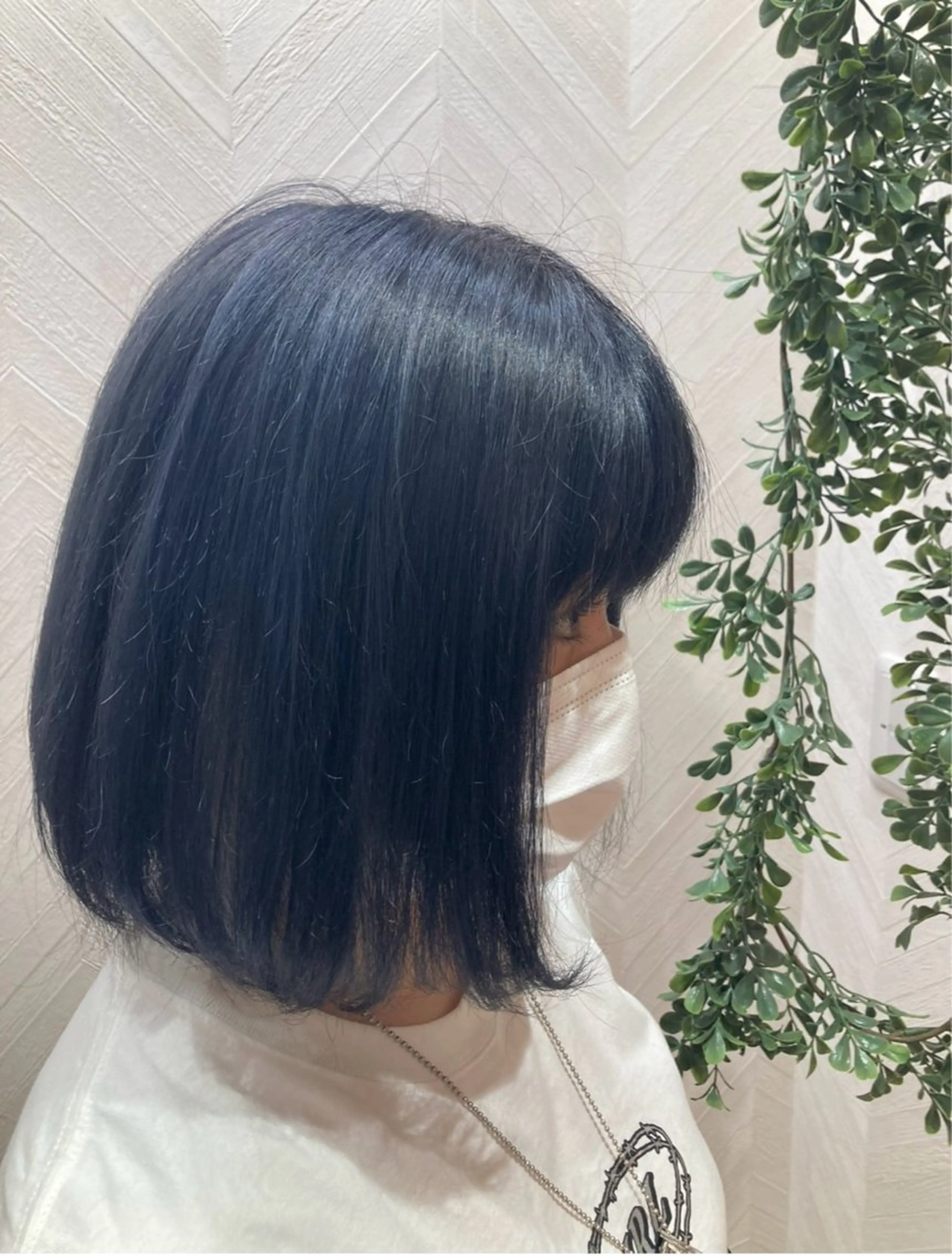 カラー ネイビーカラー TELAHAIR岡野 春奈のヘアスタイル