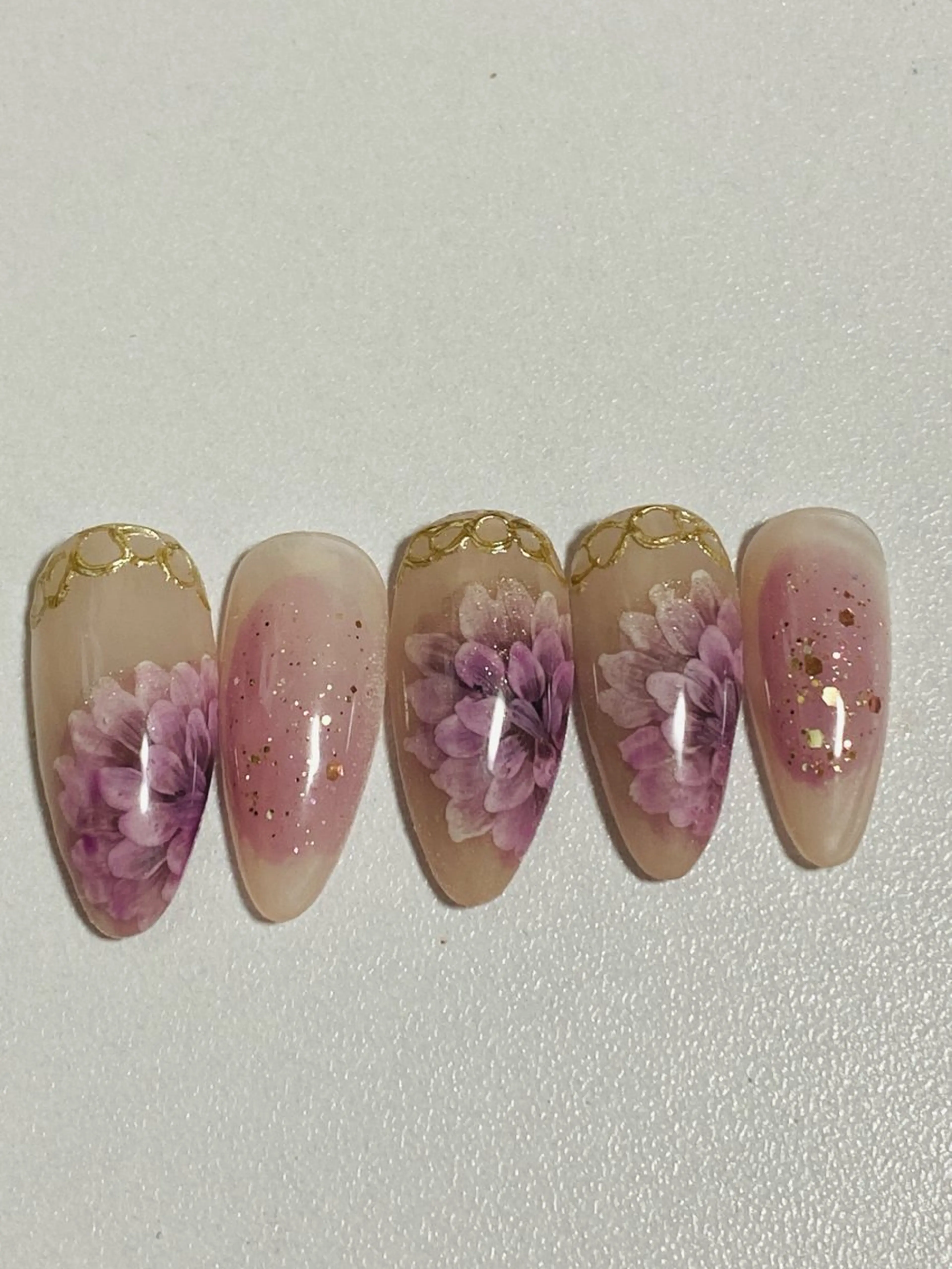 ネイル チークネイル フラワーネイル 自宅ネイルサロン ♦️nuance♦️のネイルデザイン