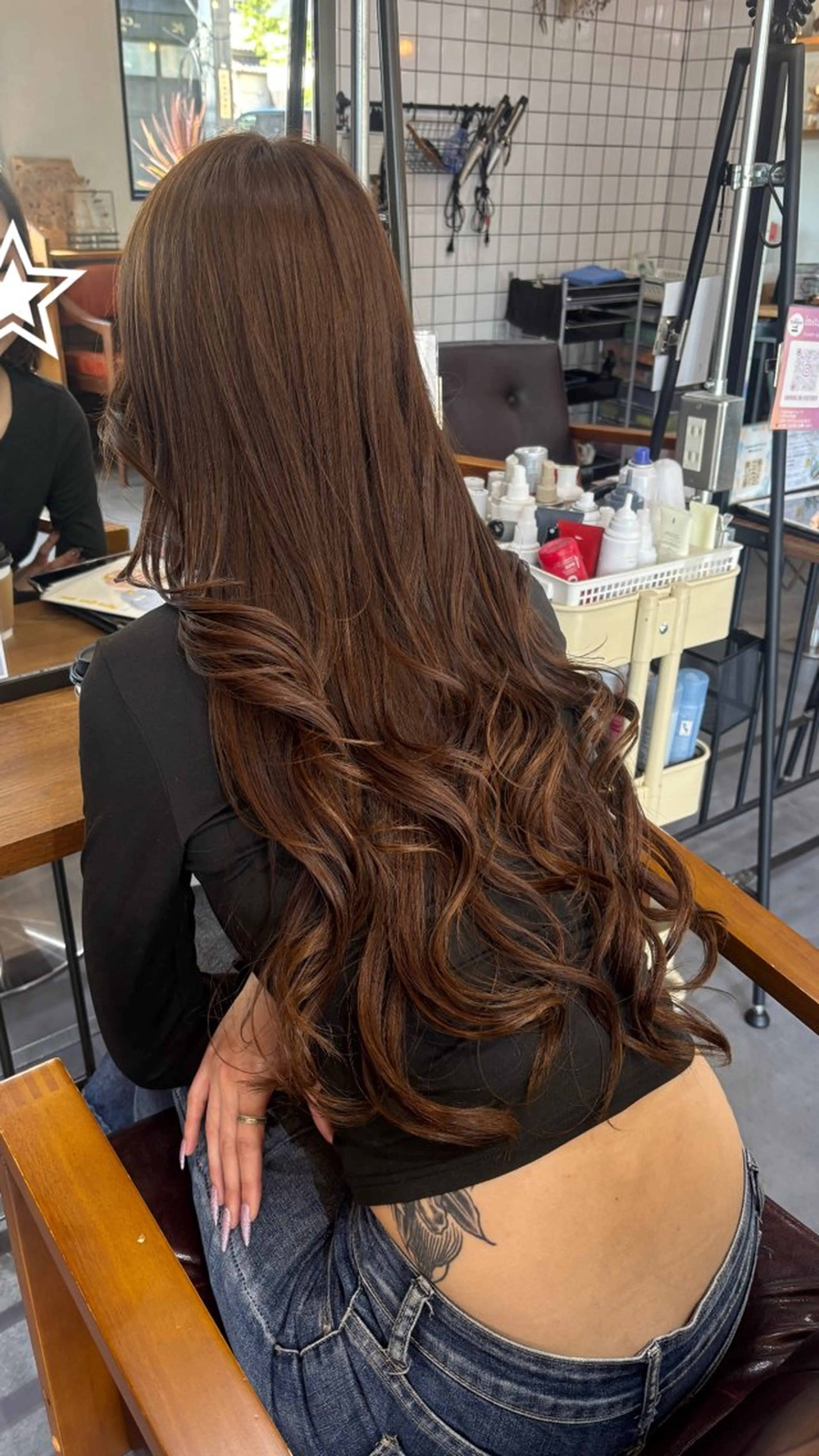 ロング カラー ブラウンカラー ヘアカラー 蛭川 愛奈のヘアスタイル