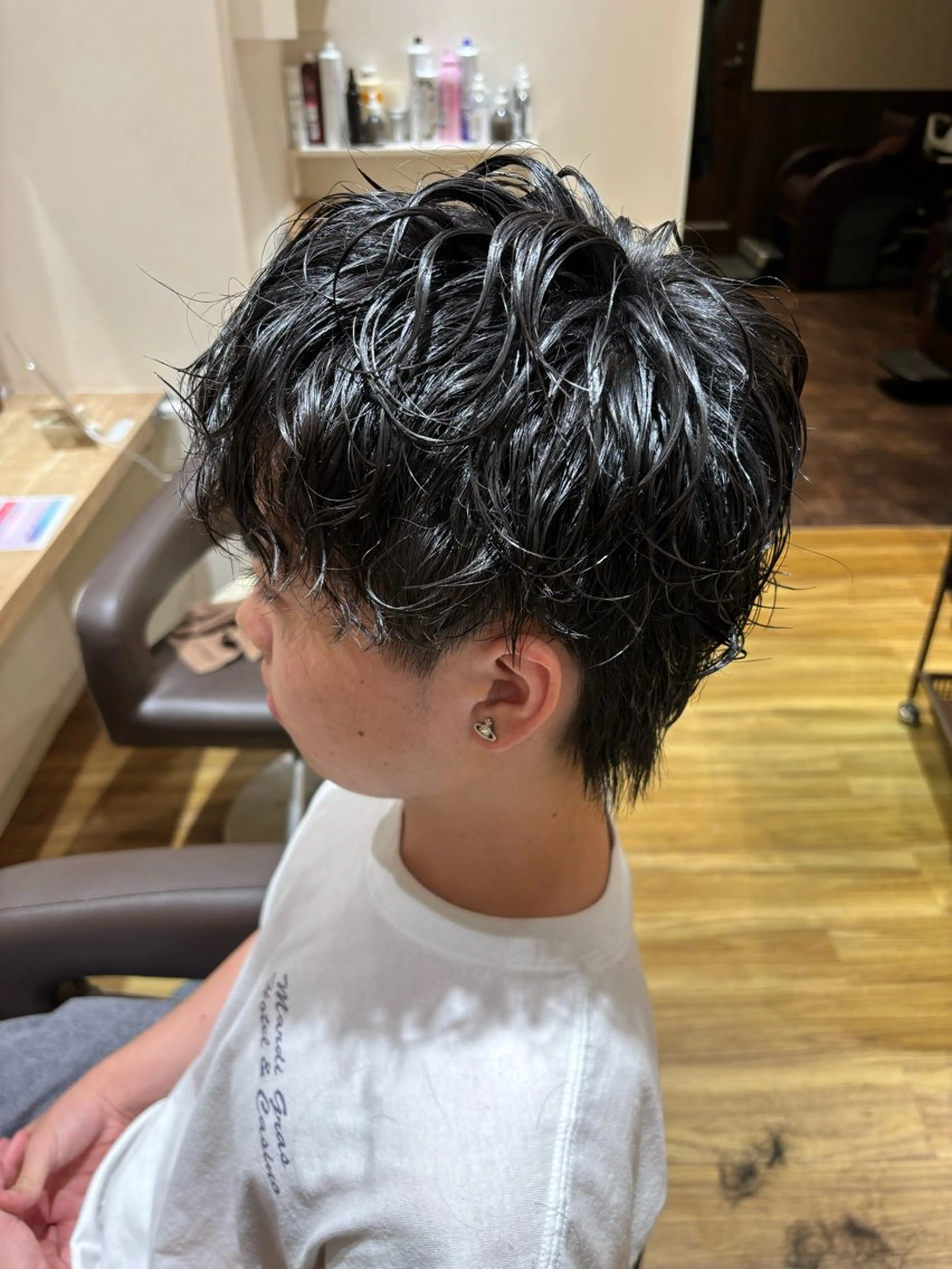 パーマ メンズ 渡辺 大雅のヘアスタイル