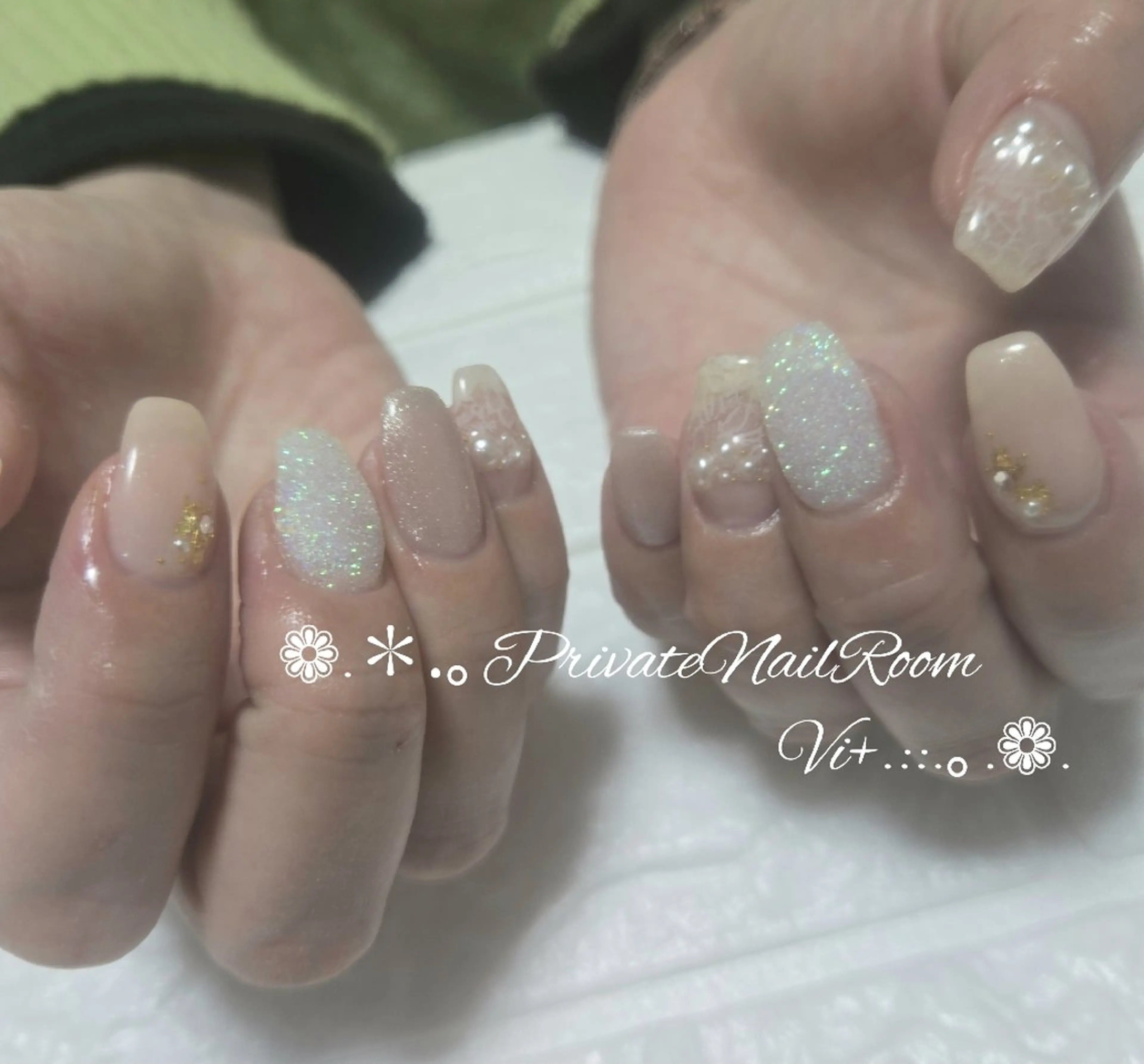 ネイル ハンドネイル Nail Room Vi+のネイルデザイン