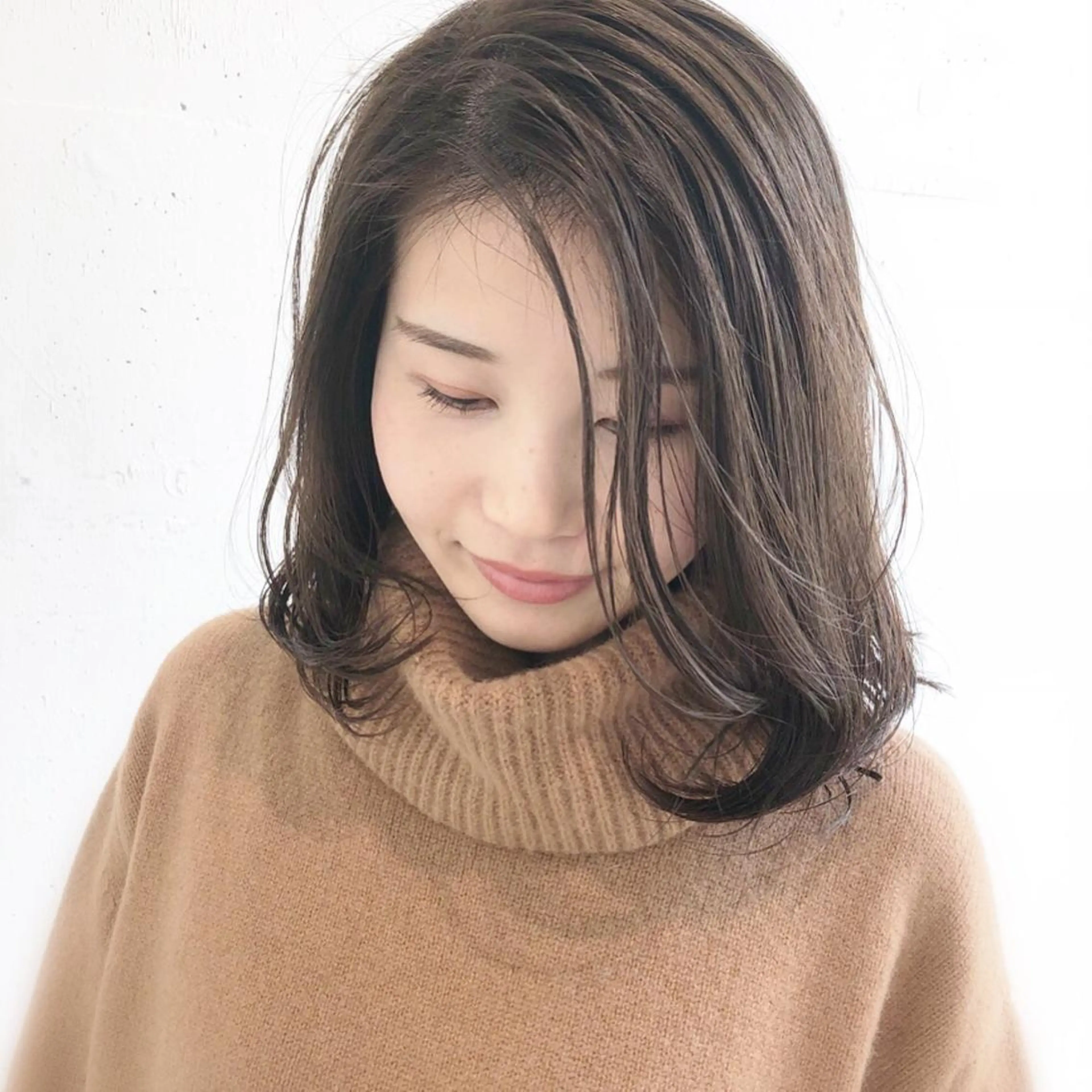 ミディアム カラー ボブ 山形 光輪子のヘアスタイル