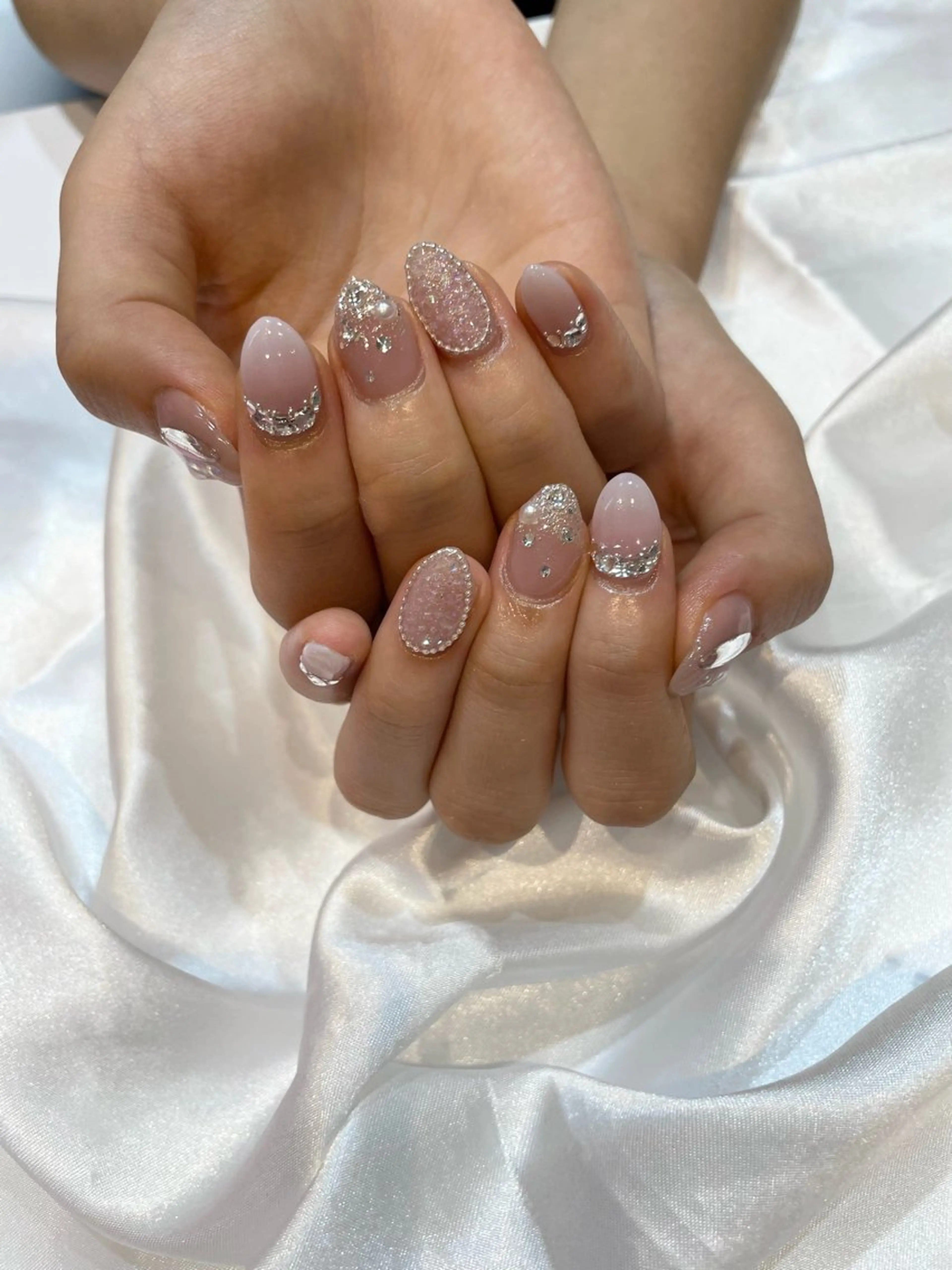 ネイル ハンドネイル classic 新横浜所属・山田 暉のネイルデザイン