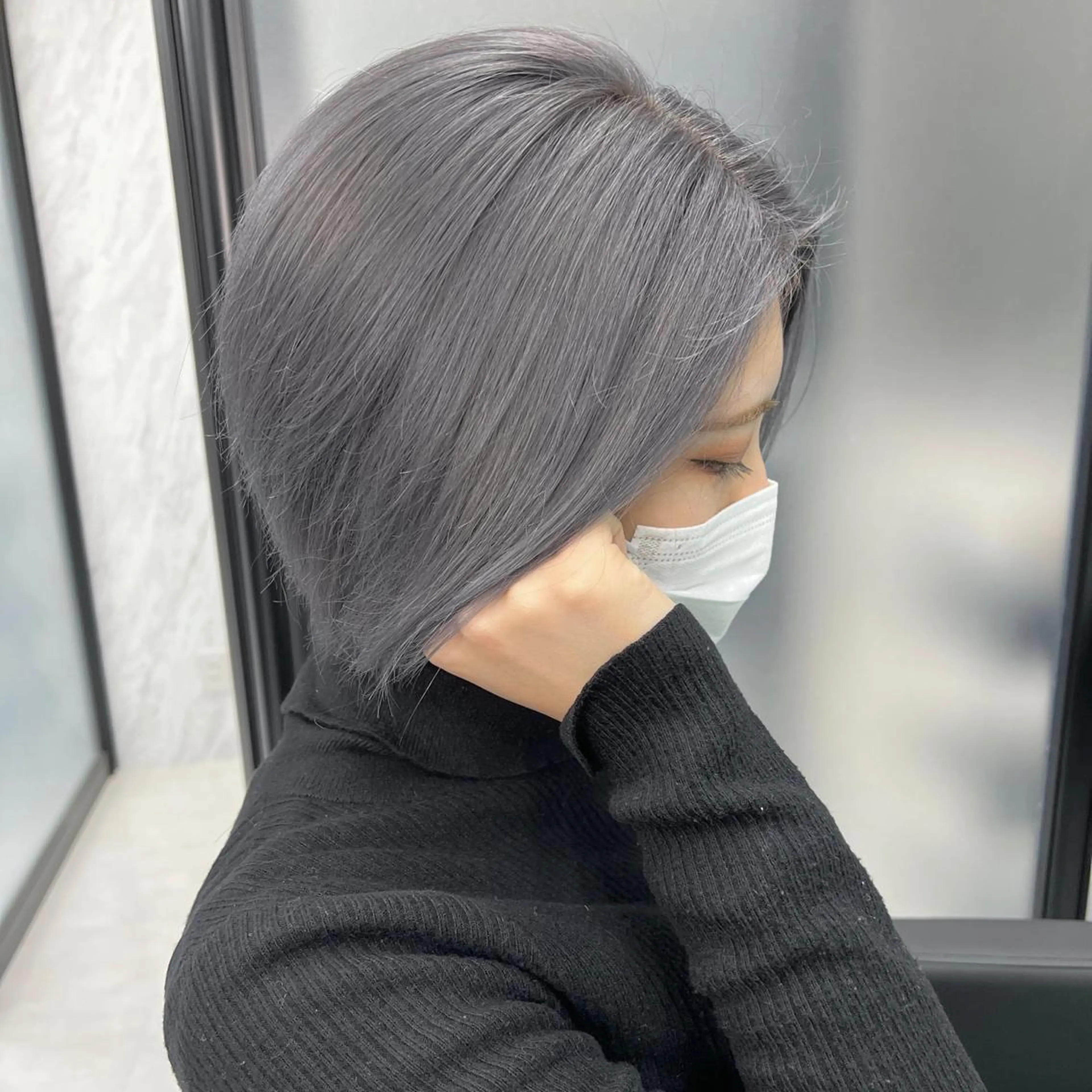 ミディアム カラー シールエクステ ハイトーンカラー エクステ ヘアカラー トリートメント シールエクステ特化 ハイトーン、NANAのヘアスタイル