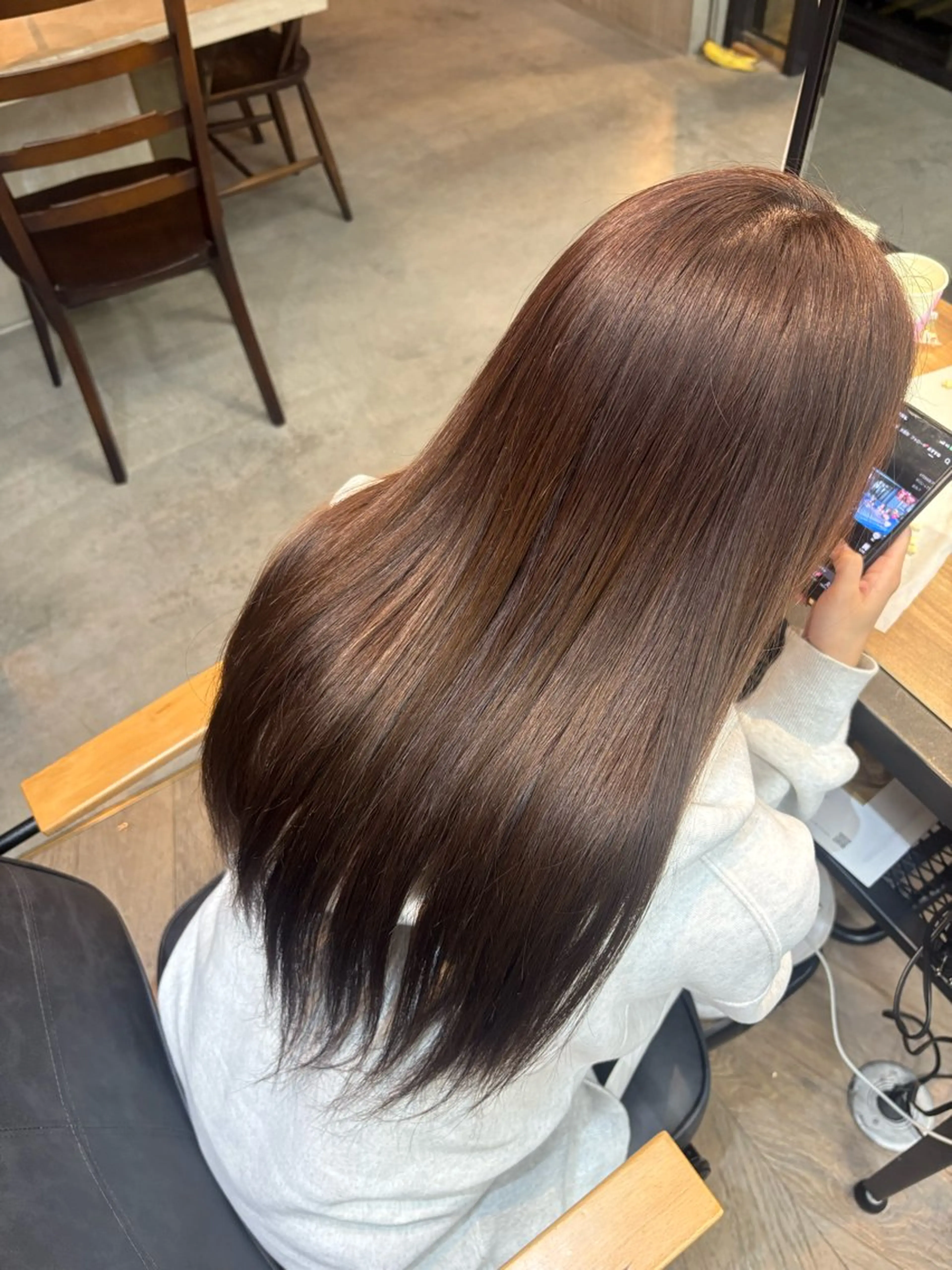 ロング カラー ヘアカラー トリートメント 🩶𝐤𝐢𝐧𝐚 🩶のヘアスタイル