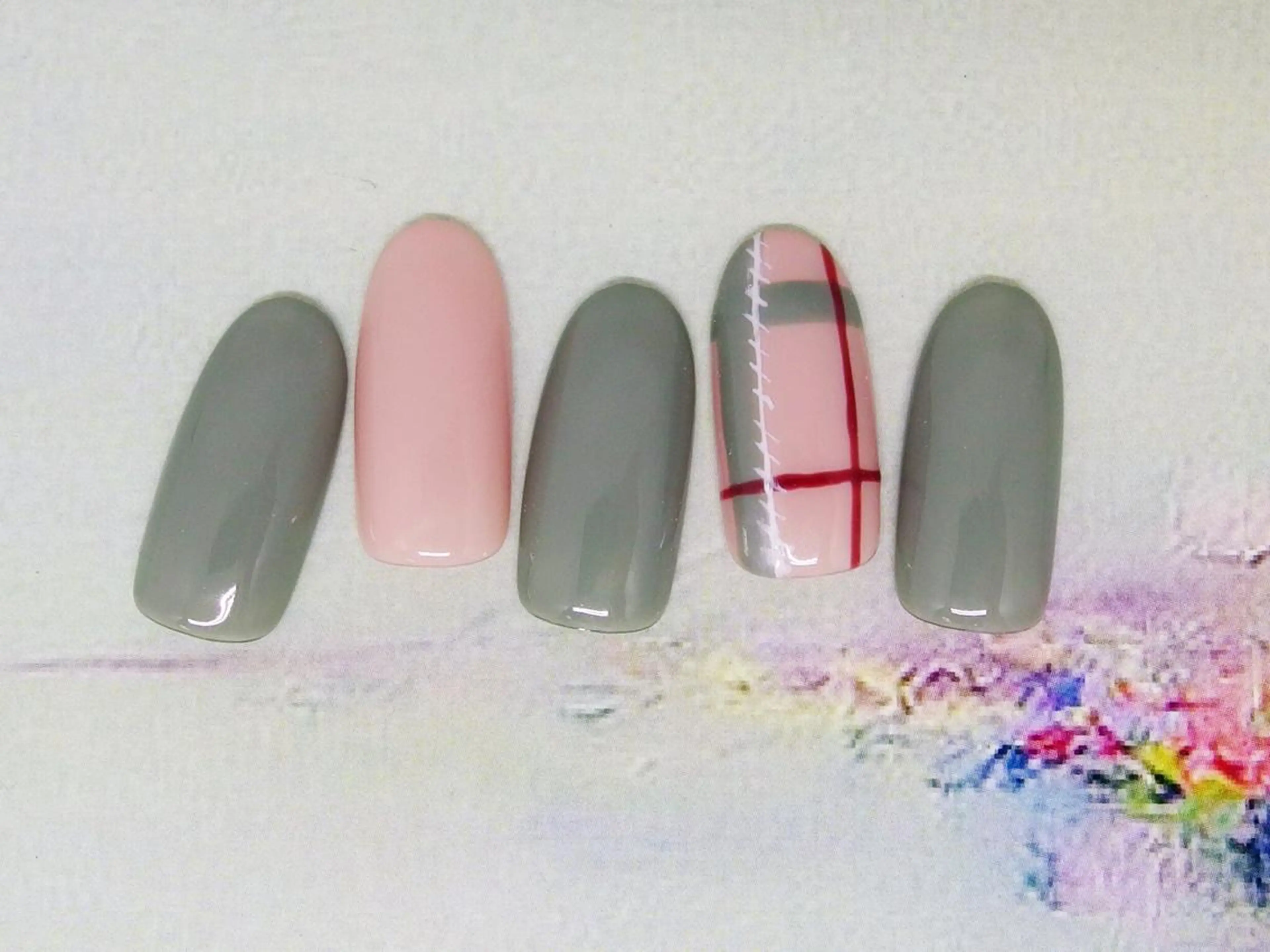 ネイル シンプルネイル ティーエヌ 金山駅東口店のネイルデザイン