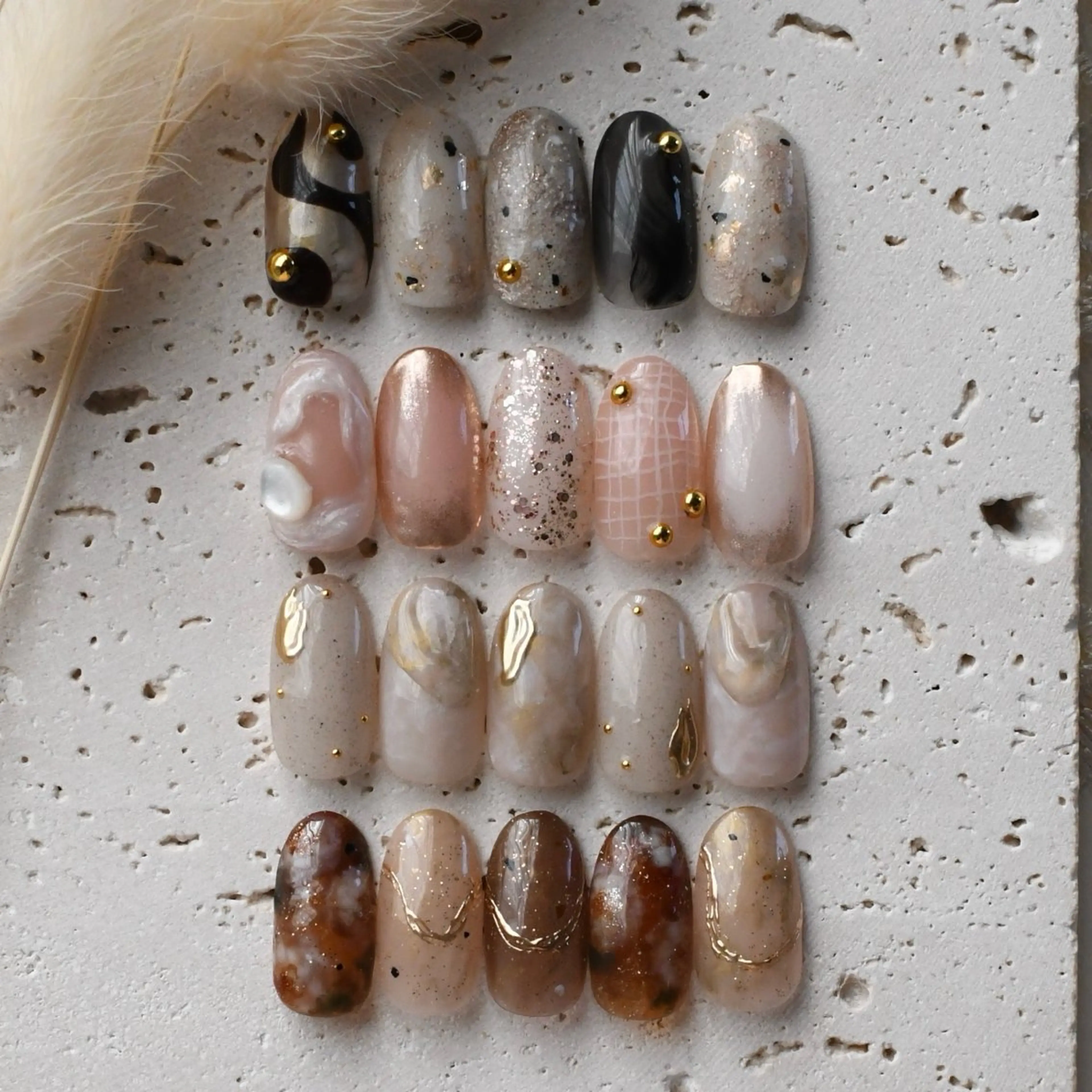 ネイル ニュアンスネイル ハンドネイル ハンドケア nuu 栄 / シェアサロン所属・nuu栄 ユキ / 大人ニュアンスのネイルデザイン