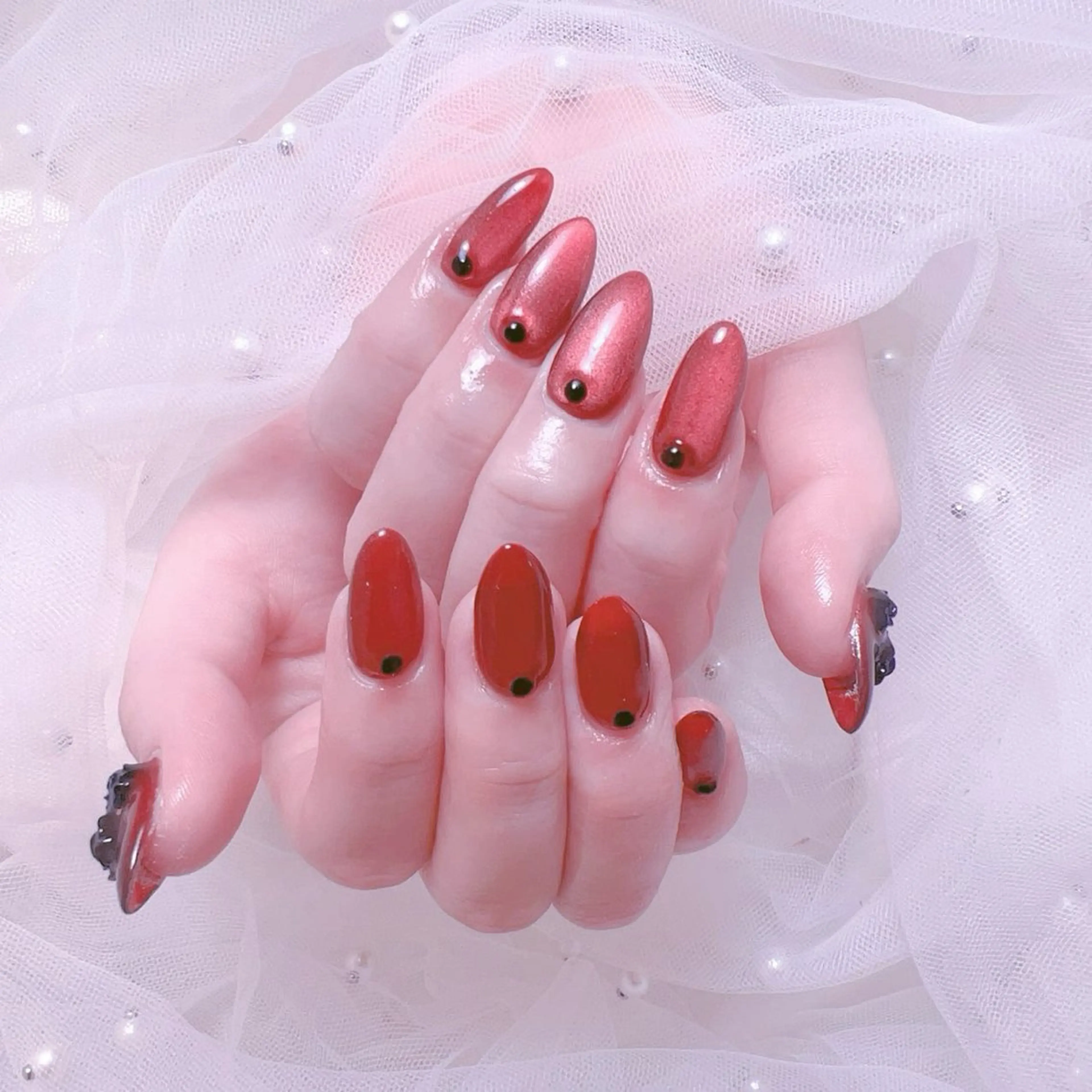 ネイル フレンチネイル ジェルネイル ハート 韓国ネイル マグネットネイル ハンドネイル ネイルサロン lotusのネイルデザイン