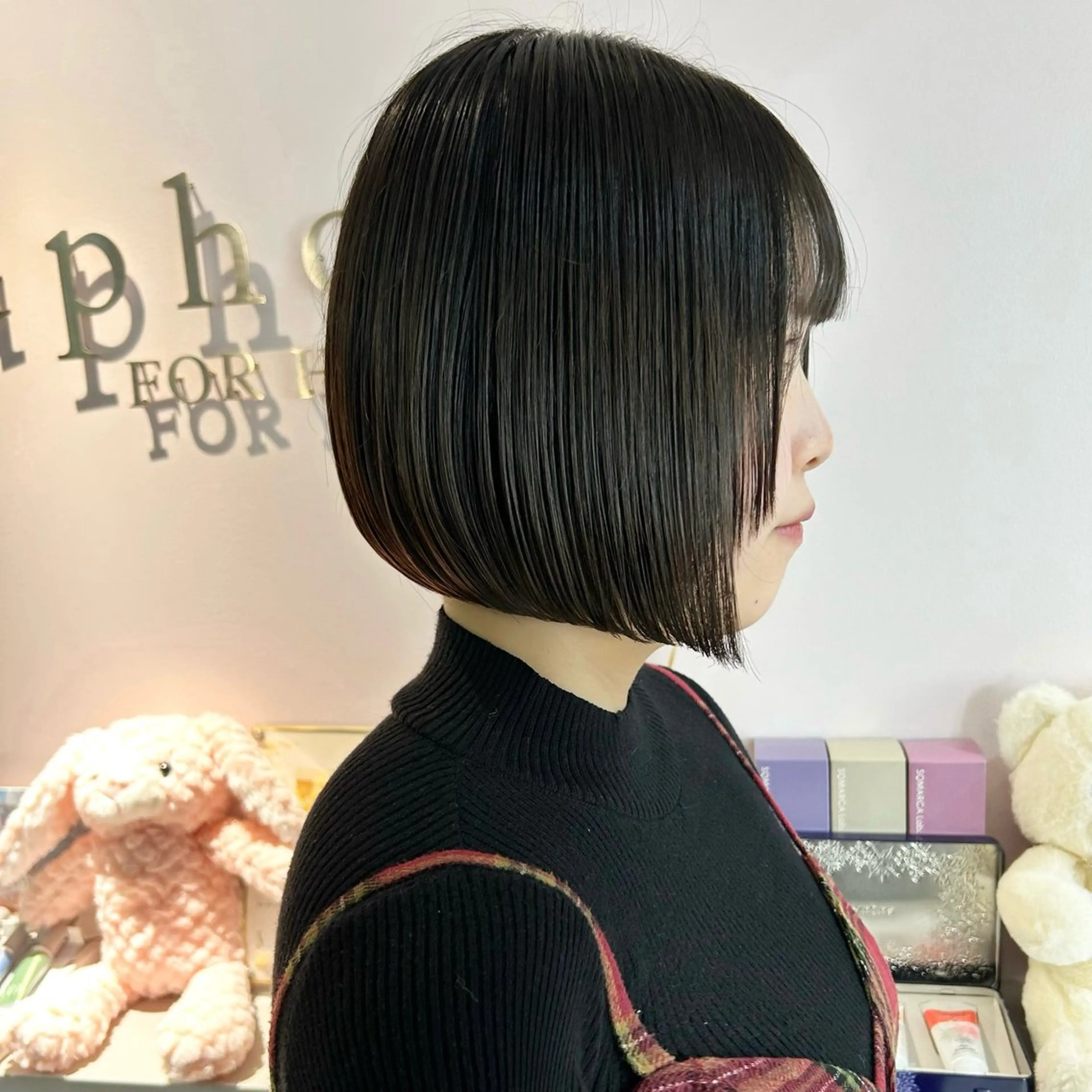 ショート ボブ 似合わせカット カット トリートメント ボブ×艶髪｜ 艶カラー🩶石橋怜大のヘアスタイル