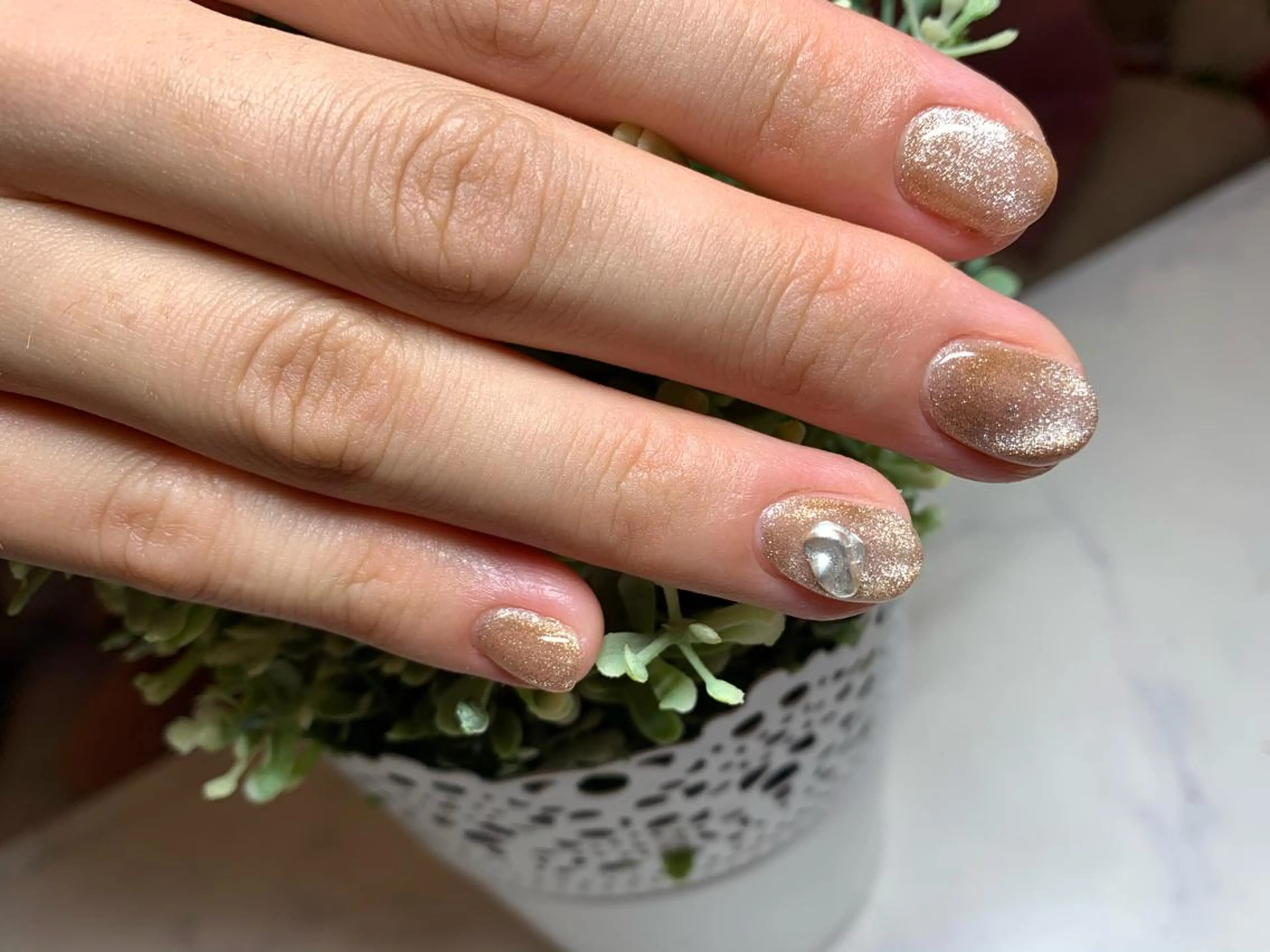 ネイル 髙城 亜紀のネイルデザイン