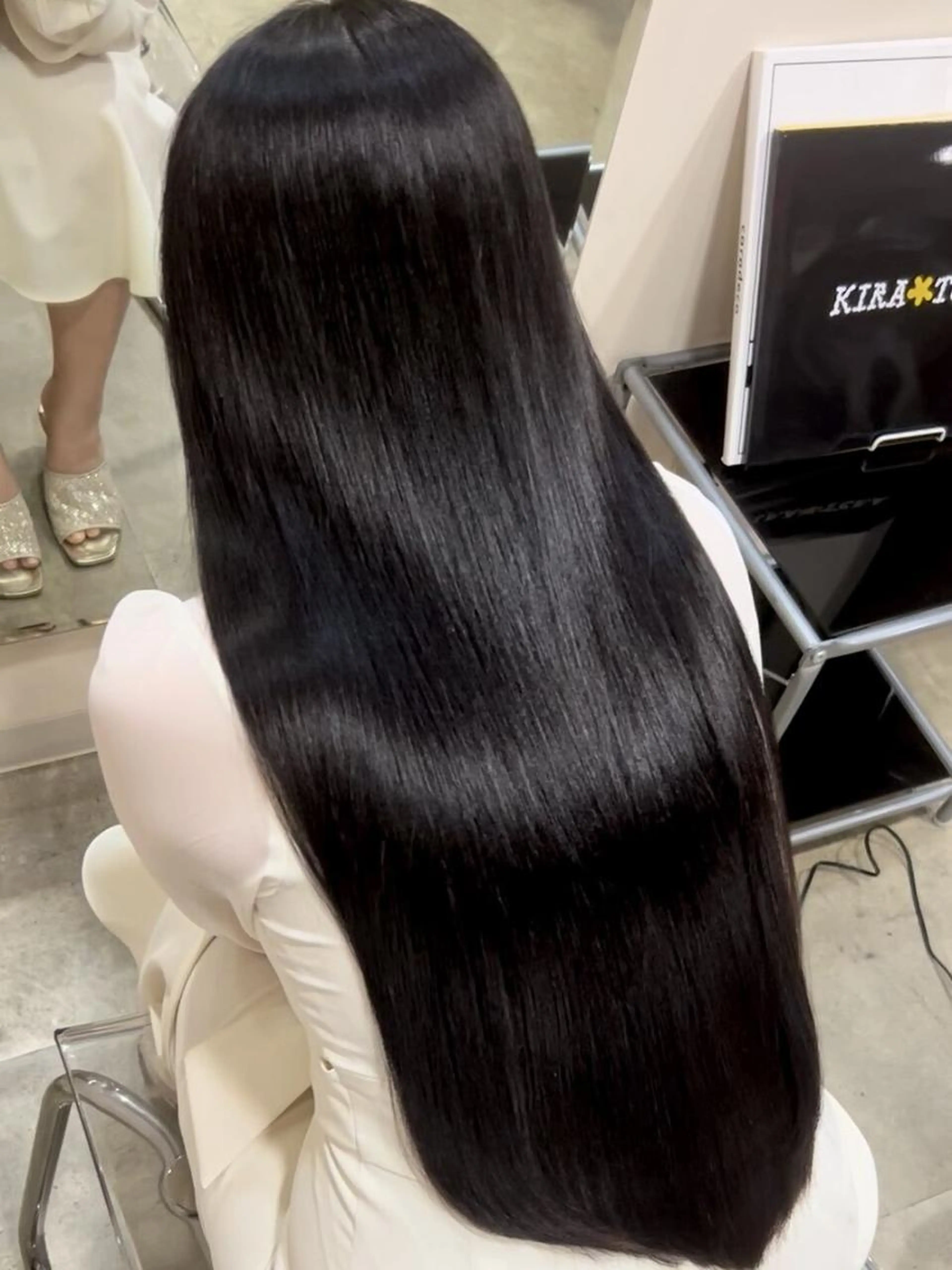 （縮毛矯正モデル）【くせ毛：髪質改善】TOKIOストレート（トリートメント成分入り縮毛矯正）の写真