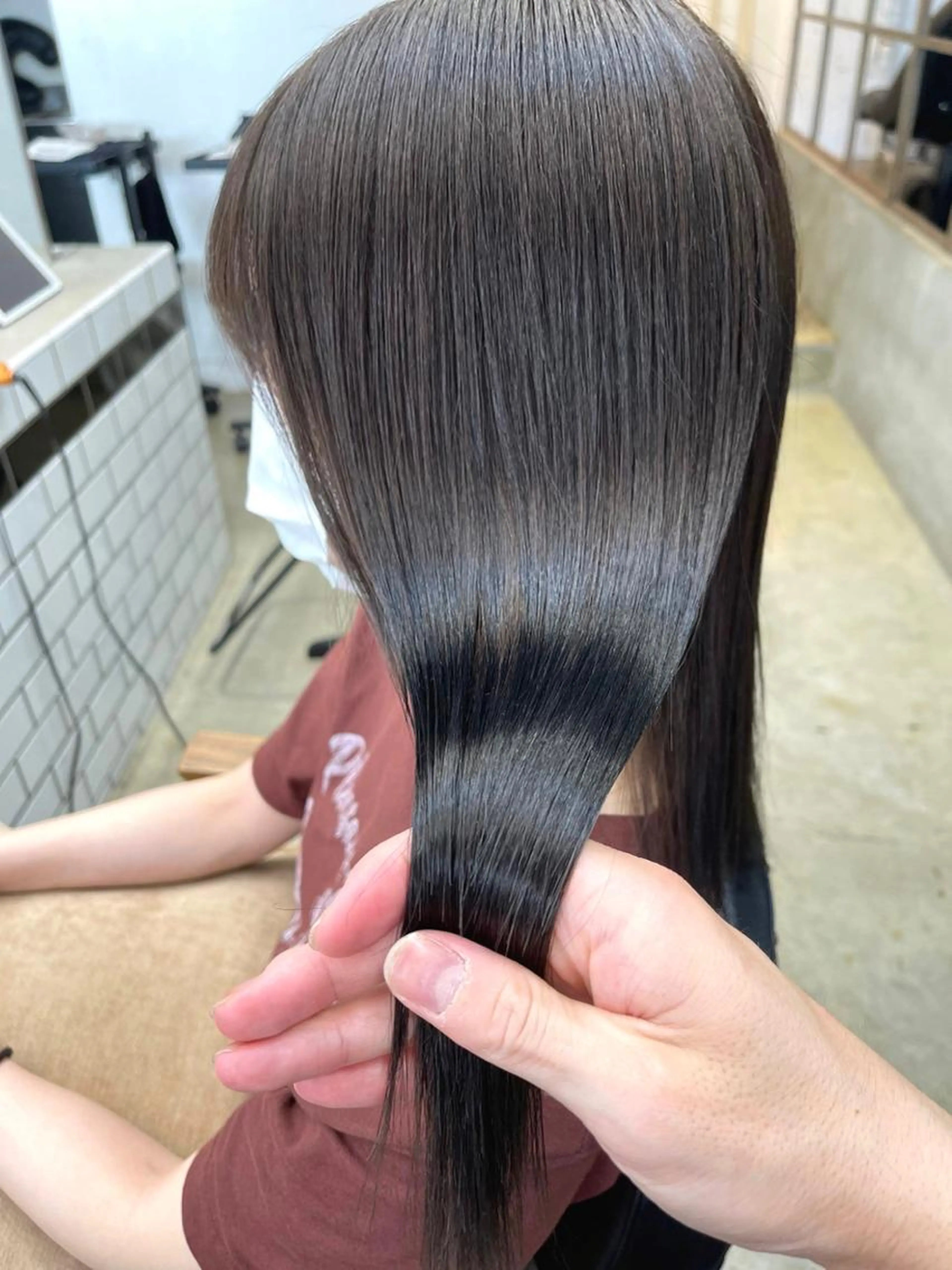 【うねり解消】日々のお手入れを楽に✨メンテナンスカット＋ナチュラル縮毛矯正＋ウォータートリートメントの写真