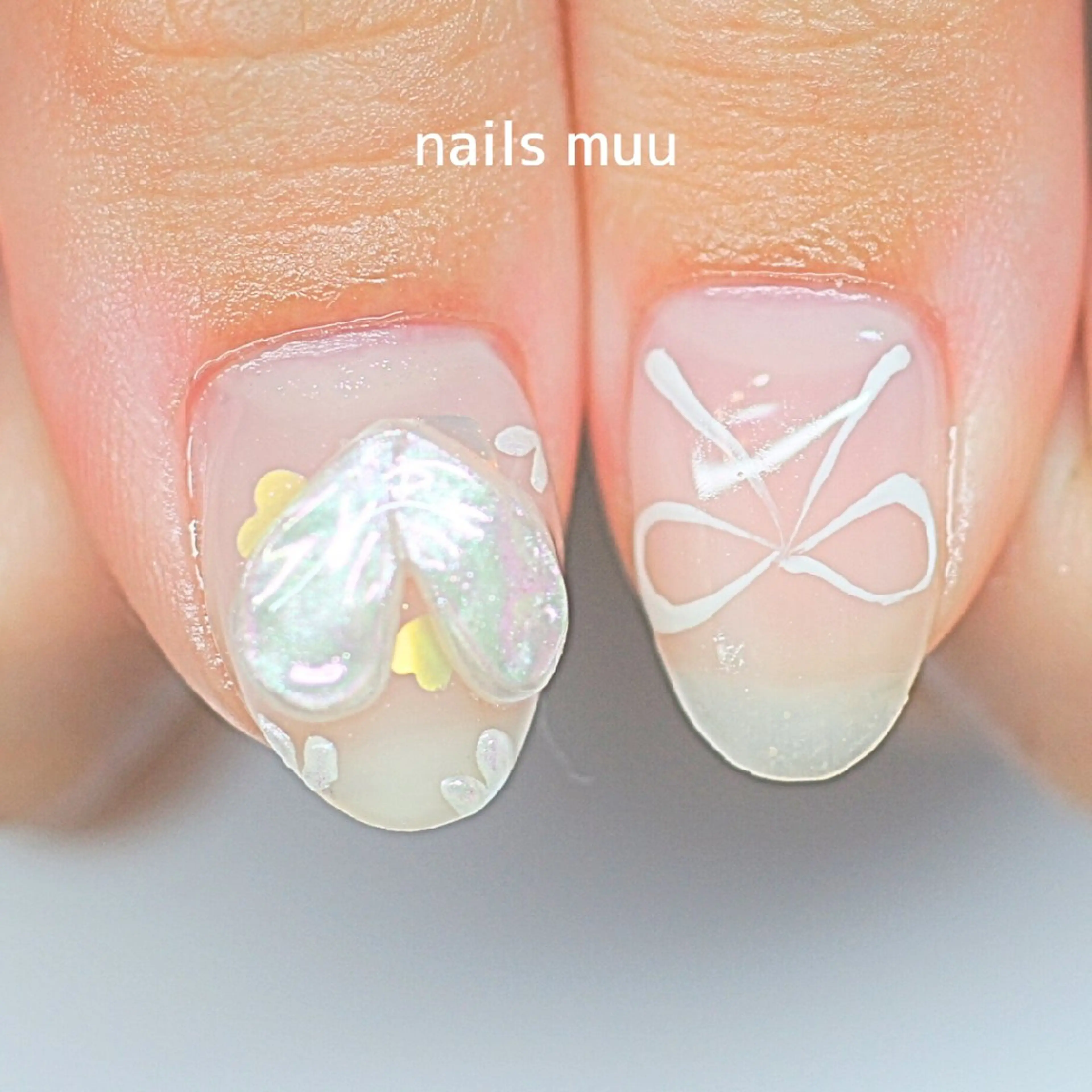 ネイル オーロラネイル ジェルネイル ハート 持ち込み 赤色 nails muu まゆのネイルデザイン