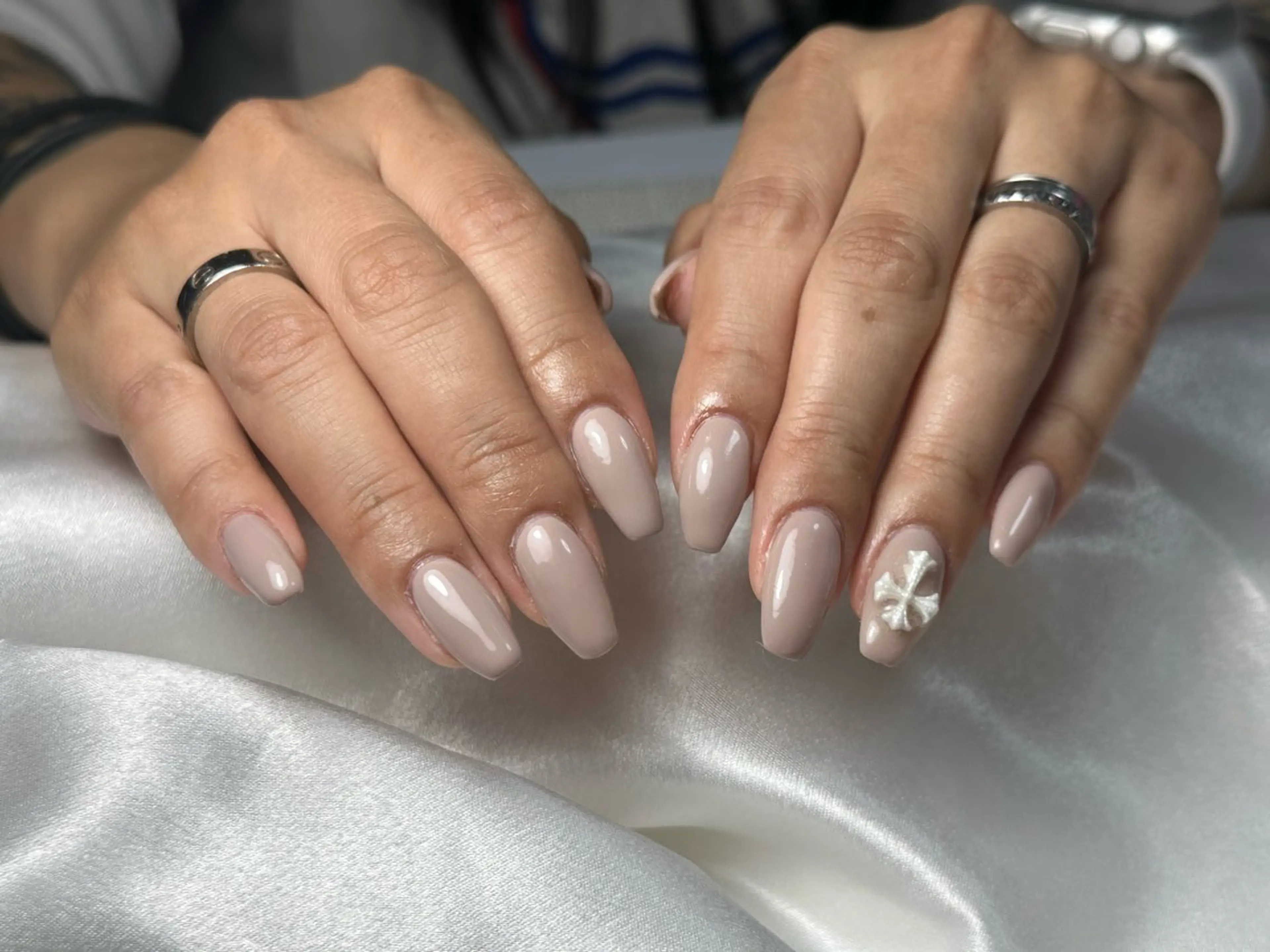 ネイル オーロラネイル 桜ネイル フラワーネイル フットネイル フレンチネイル ハンドネイル kiki nail たまプラーザのネイルデザイン