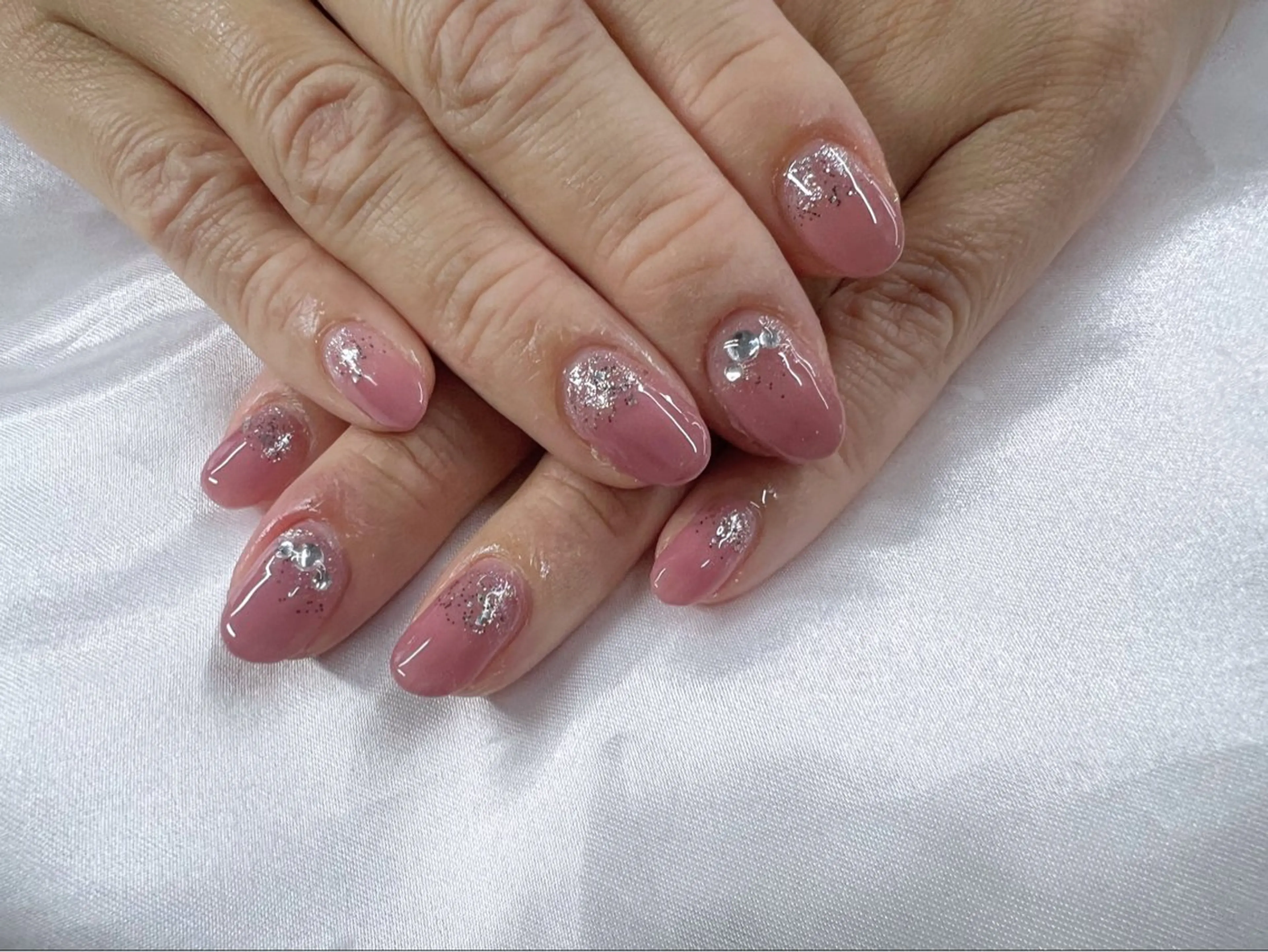 ネイル オフィスネイル CARIS nailはづきのネイルデザイン