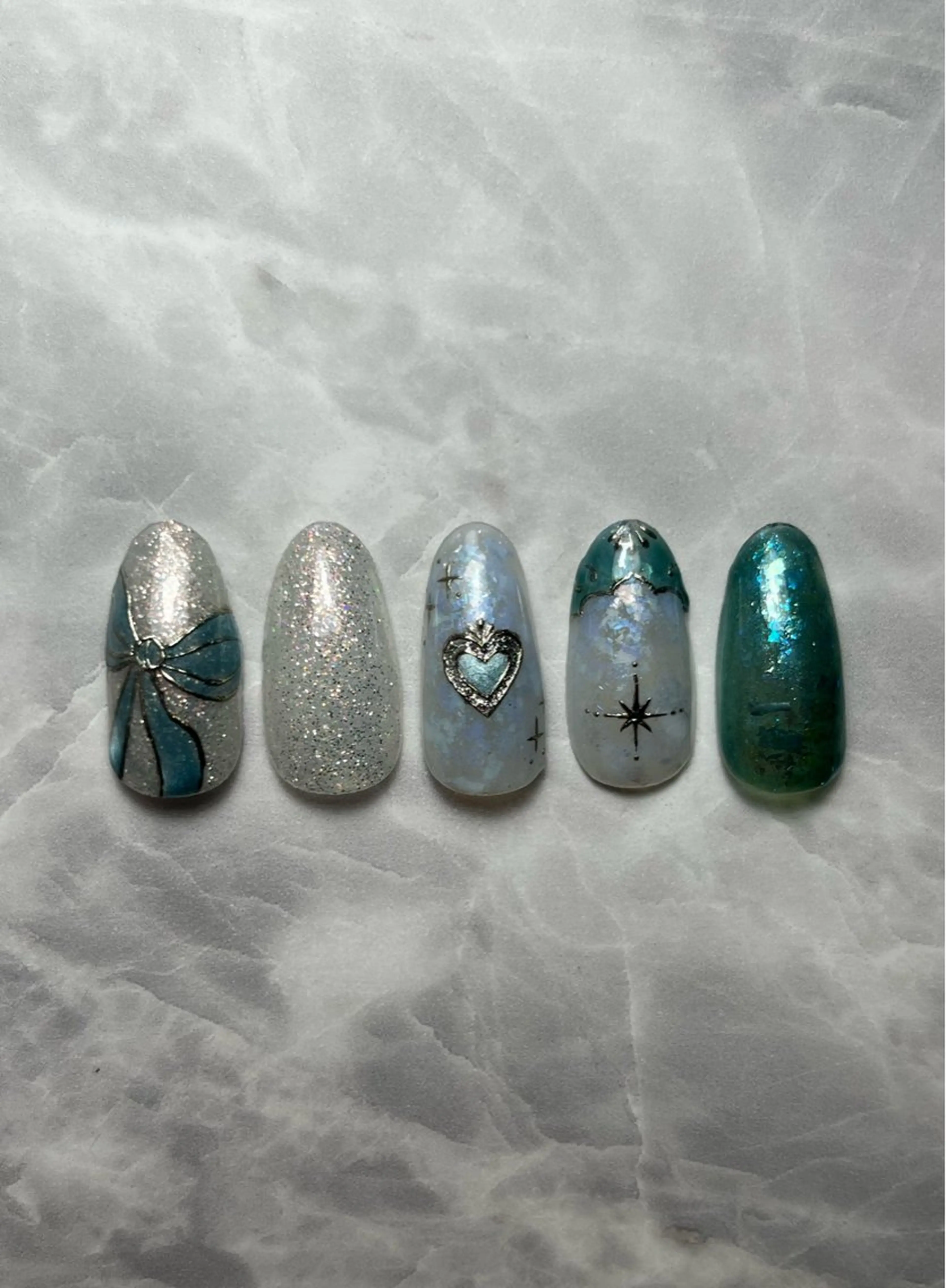 ネイル なんば7nail YUZUHAのネイルデザイン