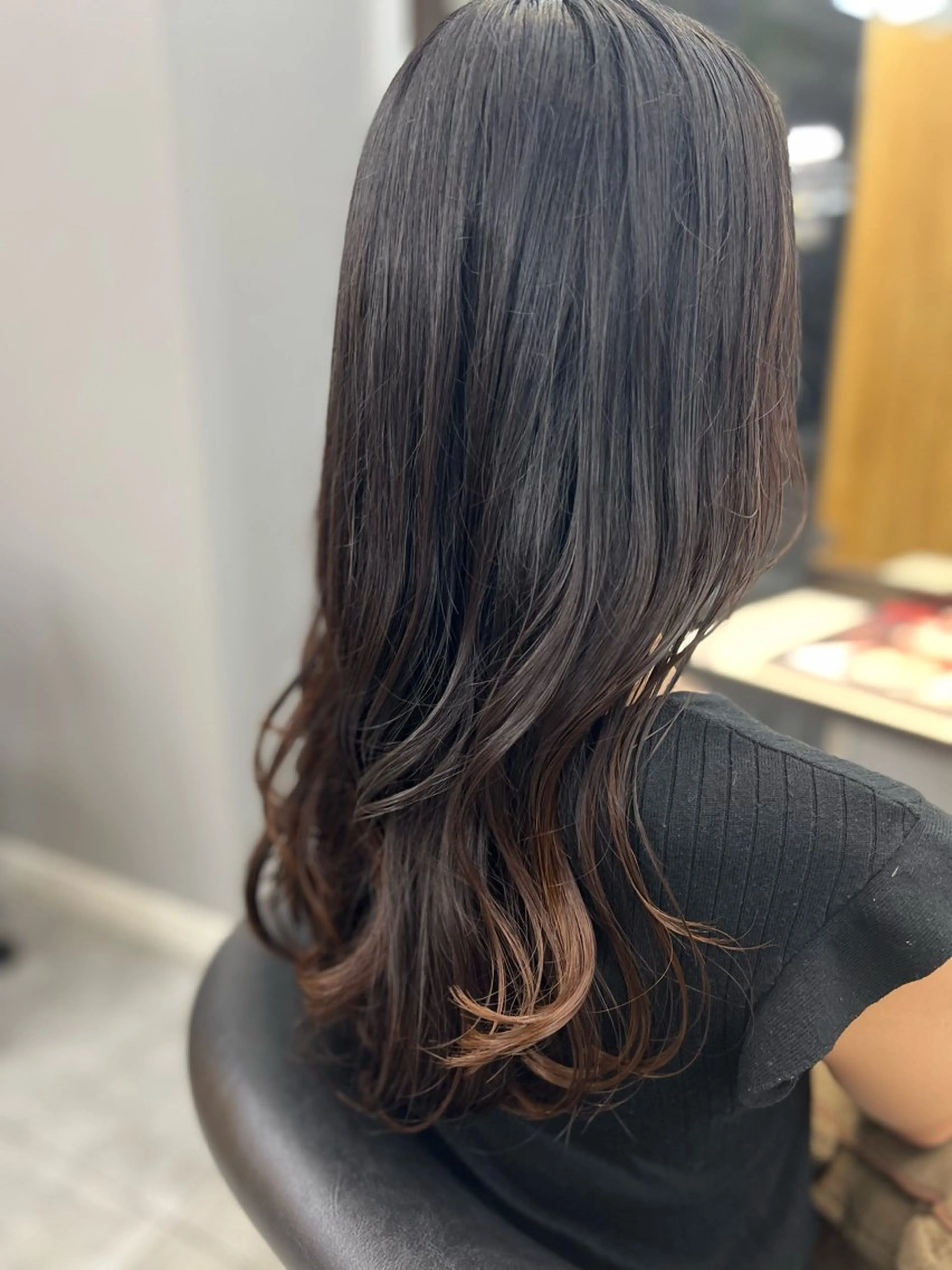 セミロング 佐藤 慧のヘアスタイル