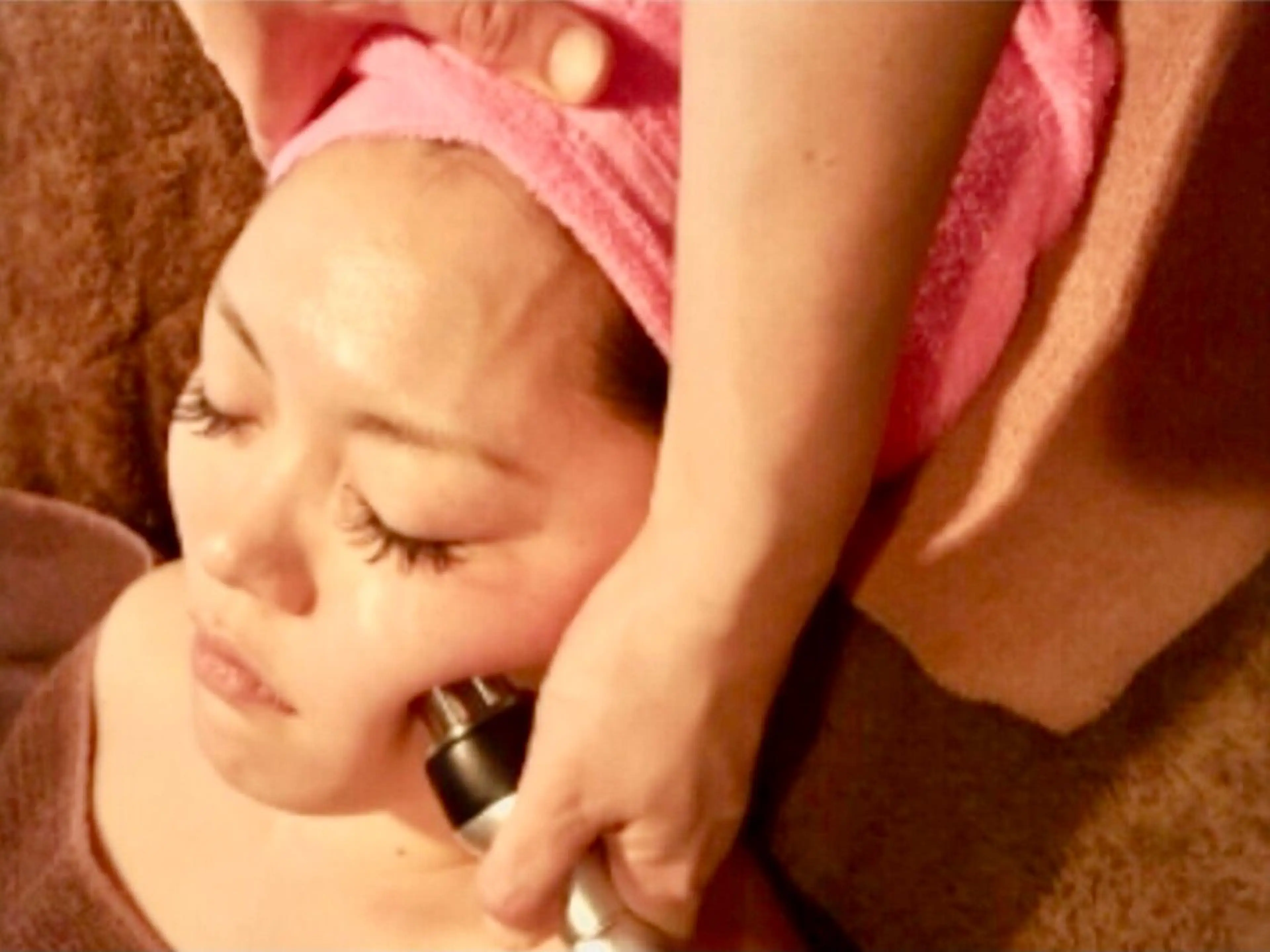 【小顔＆毛穴ケア】ラジオ波美顔 5500円の写真