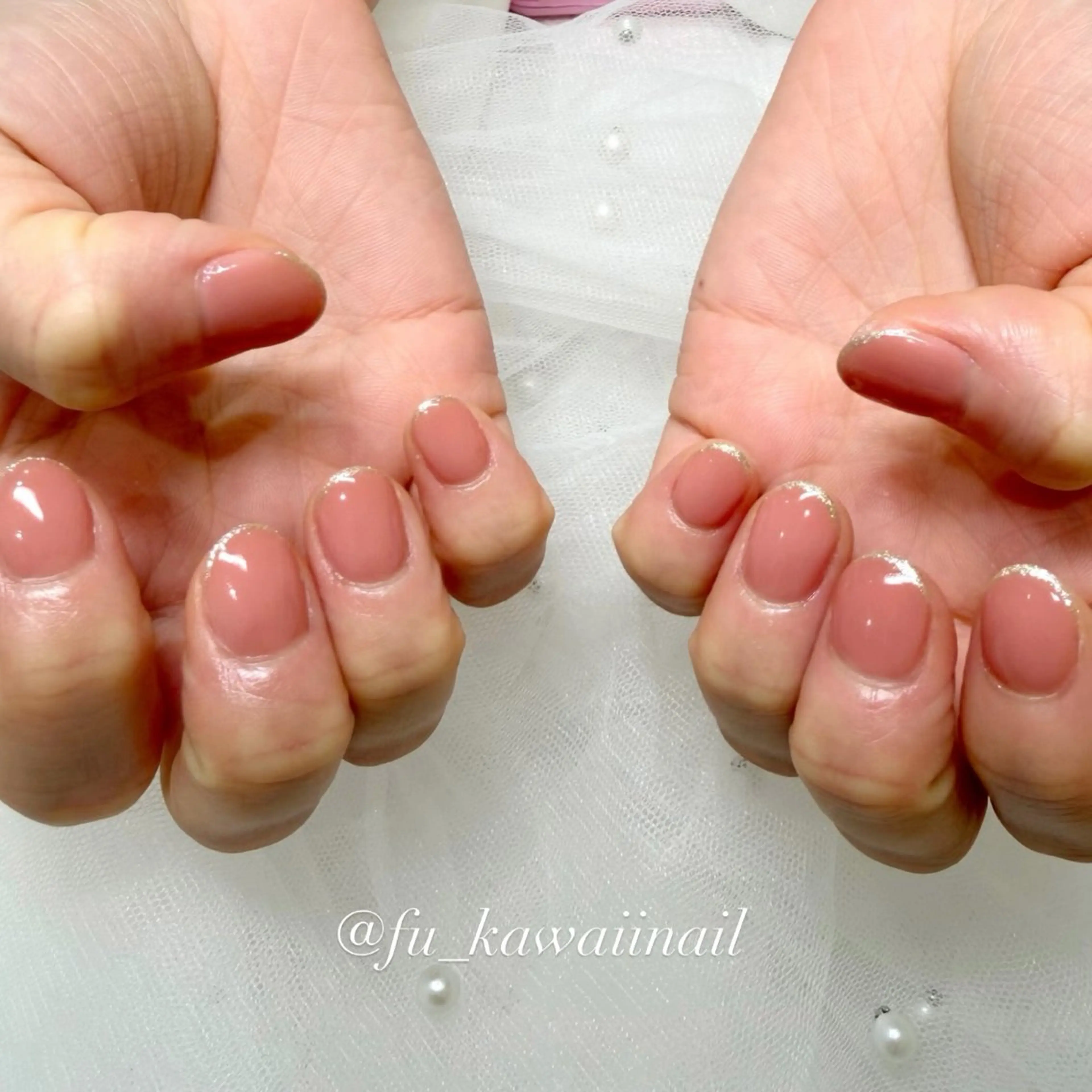 ネイル フレンチネイル ラメ(グリッター) ハンドネイル 🪞ヤギフウカ🪞 渋谷ネイルのネイルデザイン