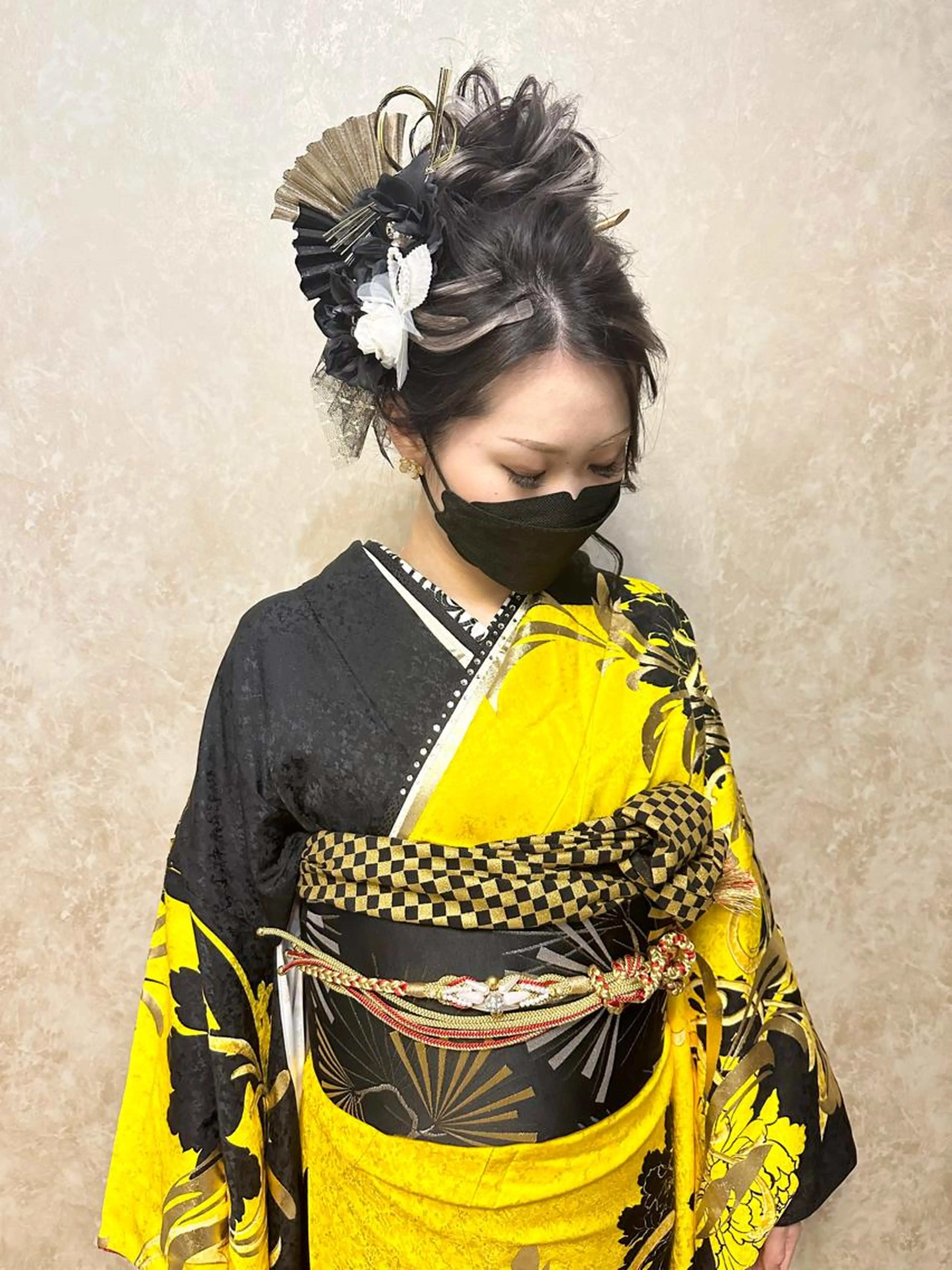 成人式㊗️当日⭐️早朝料金なし、ヘアセット＋着付の写真