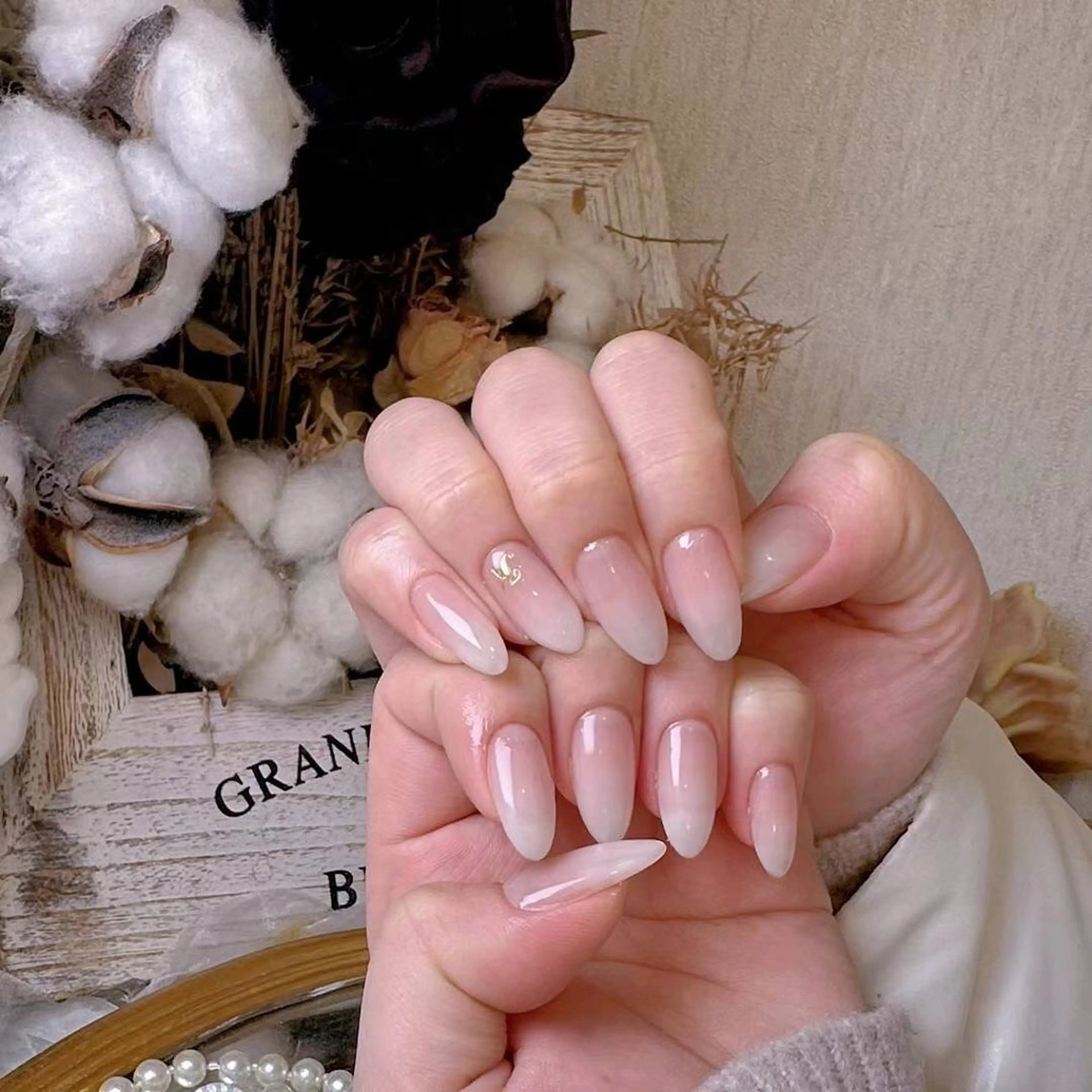 ネイル アートネイル フラワーネイル フットネイル ジェルネイル グラデーション babarla Nailのネイルデザイン