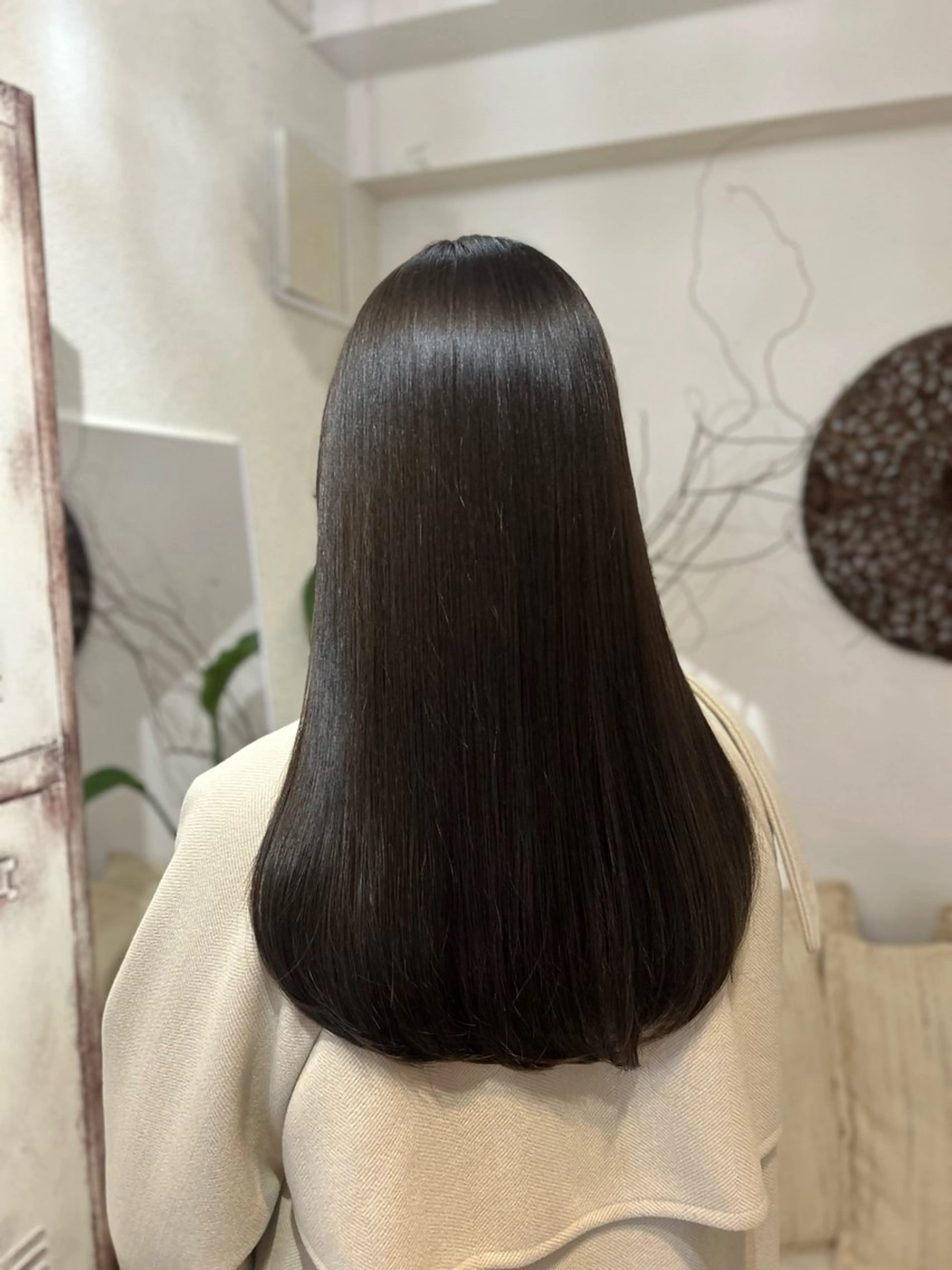 ロング カラー 縮毛矯正 トリートメント ヘッドスパ putri 川邉 優花のヘアスタイル