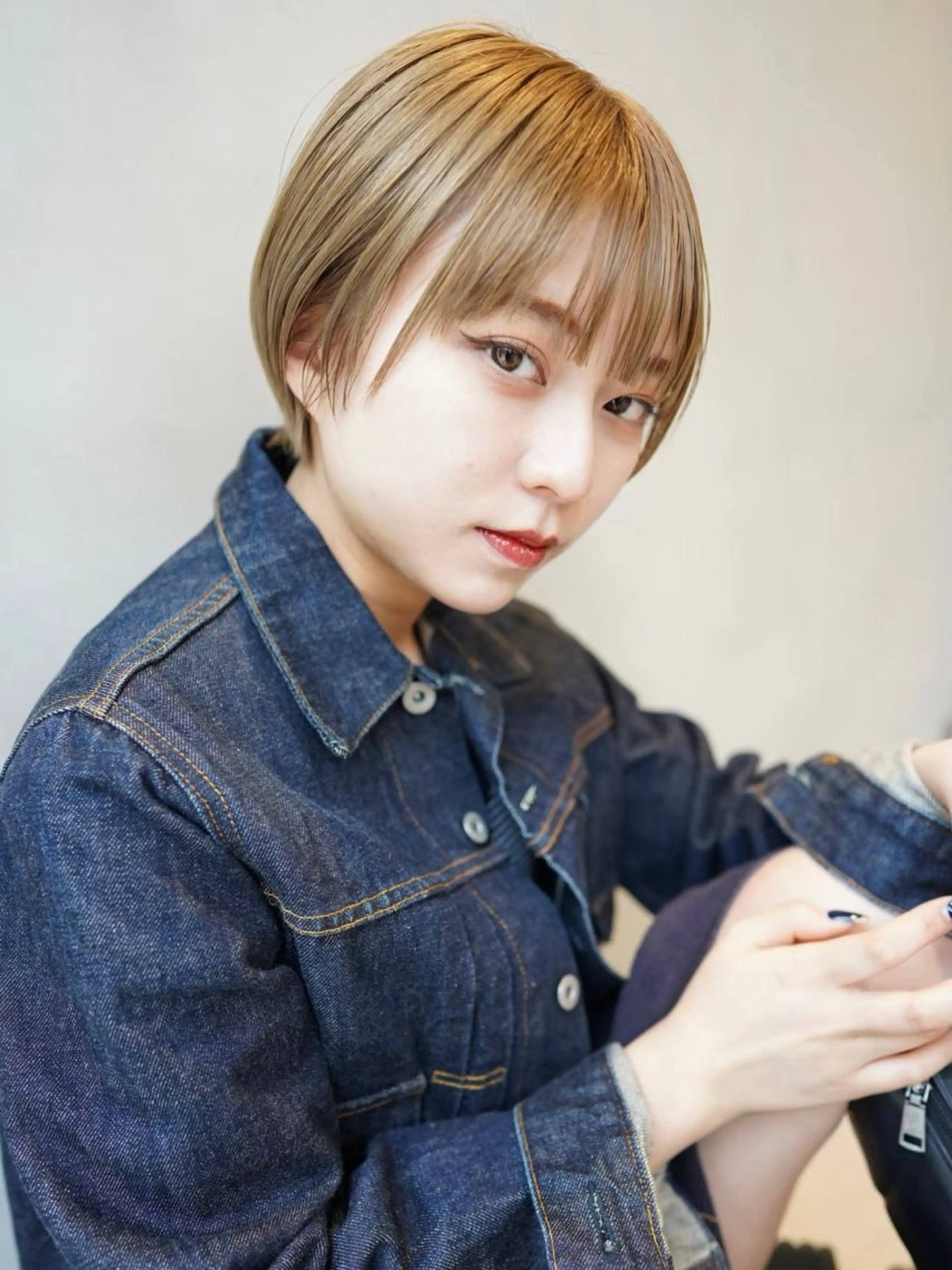 ショート ショートヘア effect横浜所属・切りっぱなしボブ/ 艶カラー/綾莉のヘアスタイル