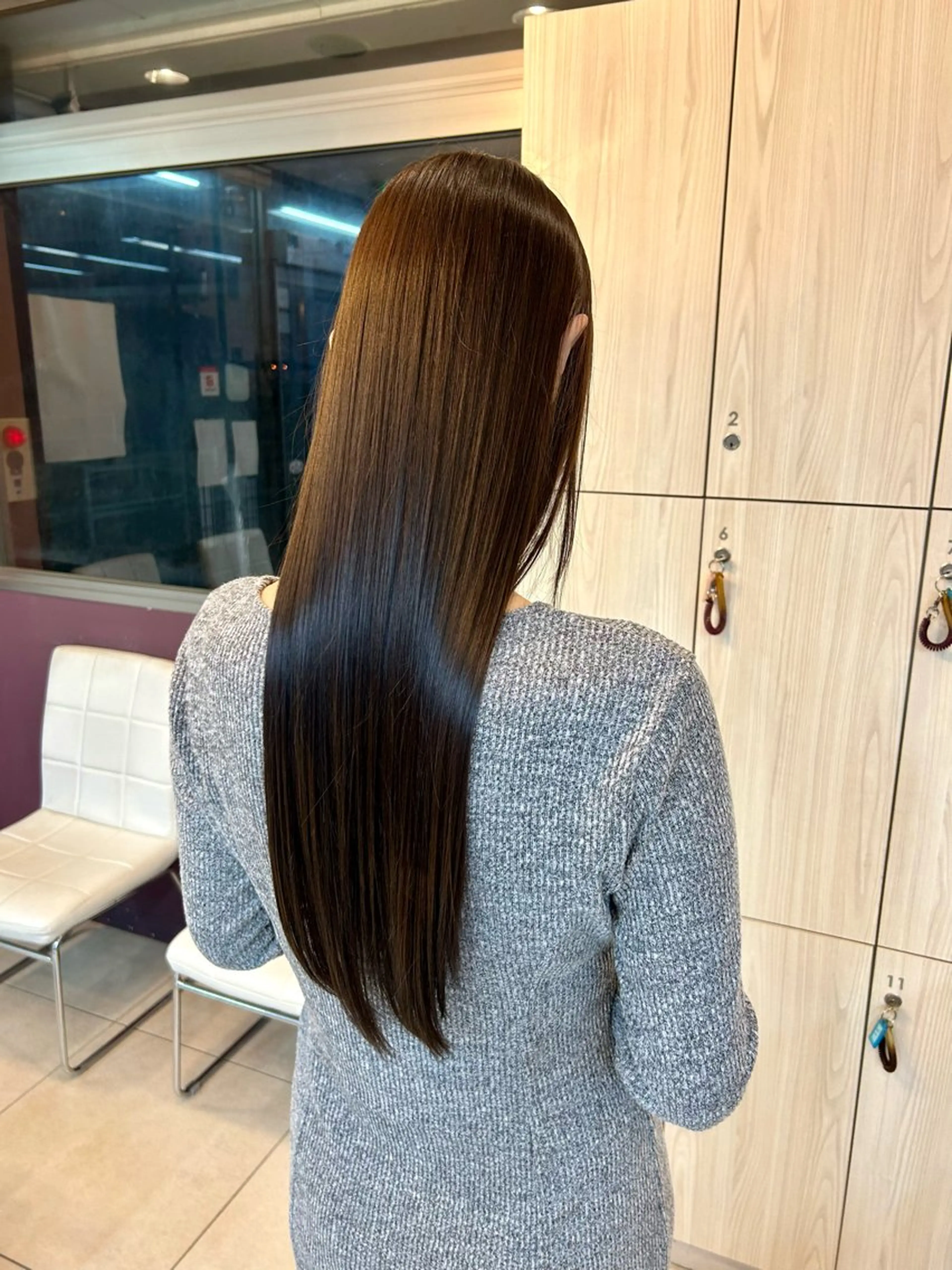 💛【色持ちツヤ髪】似合わせカット＋ケアカラー＋TR￥12000→10000の写真