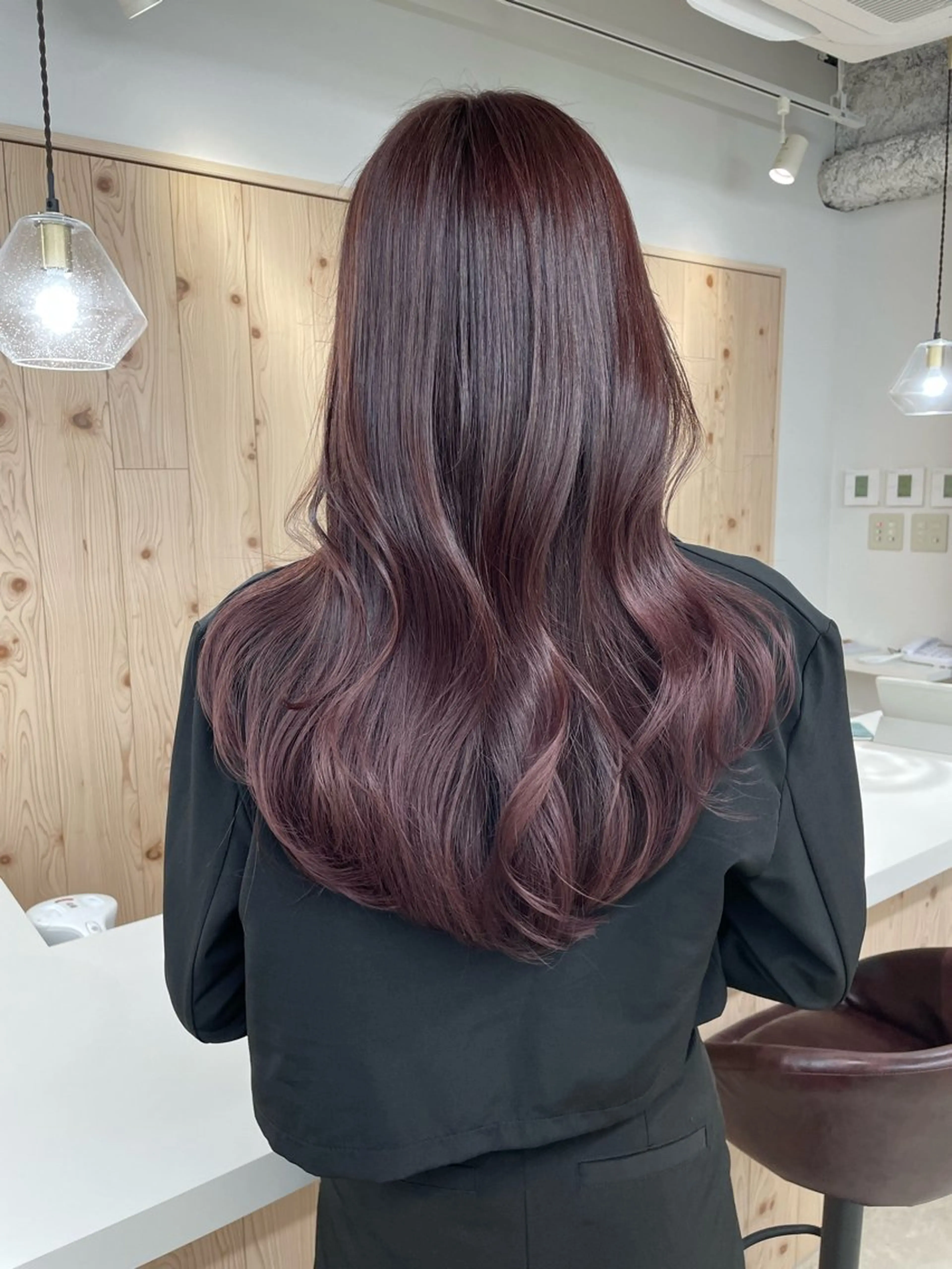 ロング カラー カット ヘアカラー トリートメント ヘアセット 新宿/韓国ヘア/ 髪質改善ストレートのヘアスタイル