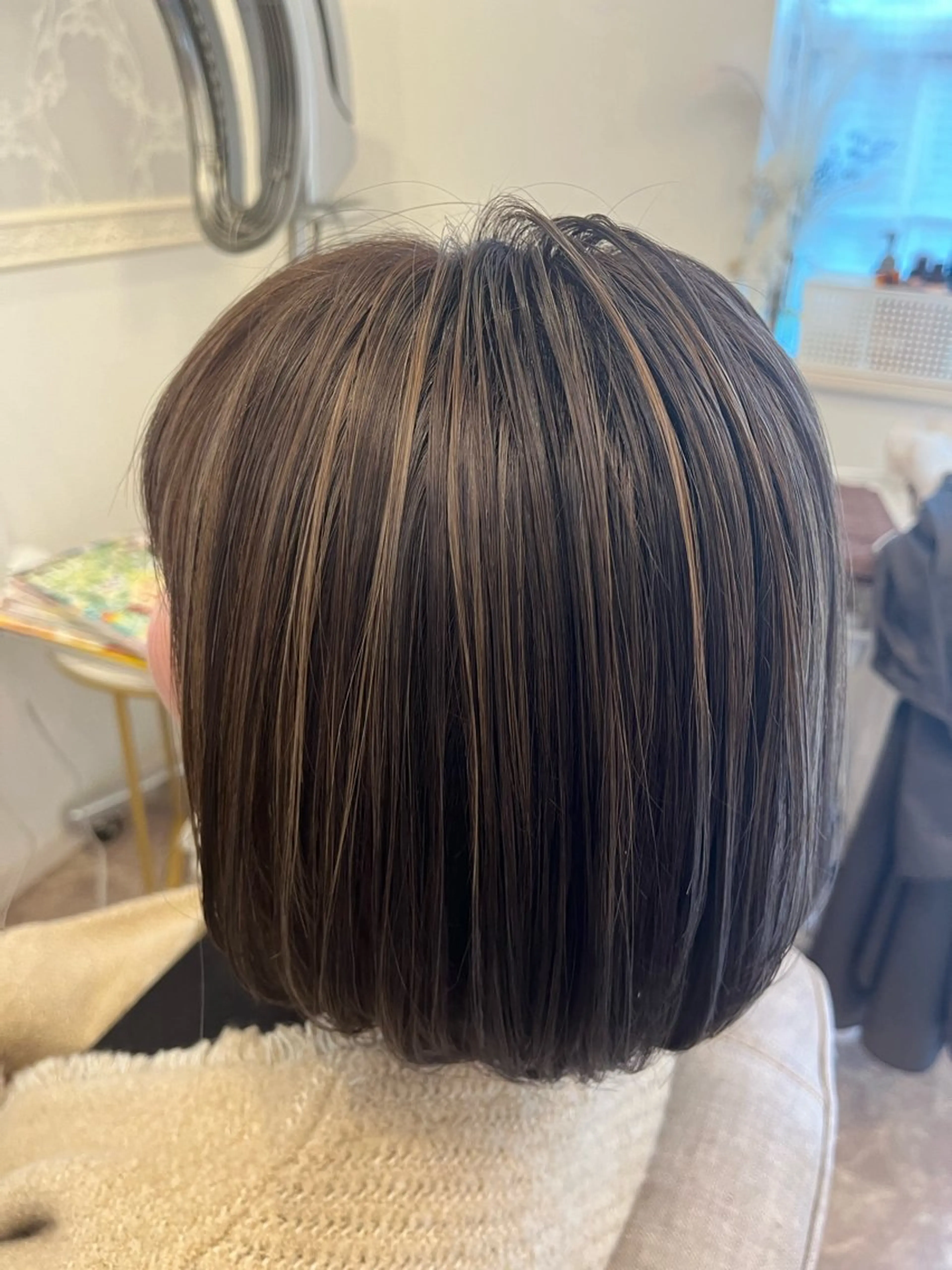 ショート ハイライト La.fleur ラ.フルールのヘアスタイル