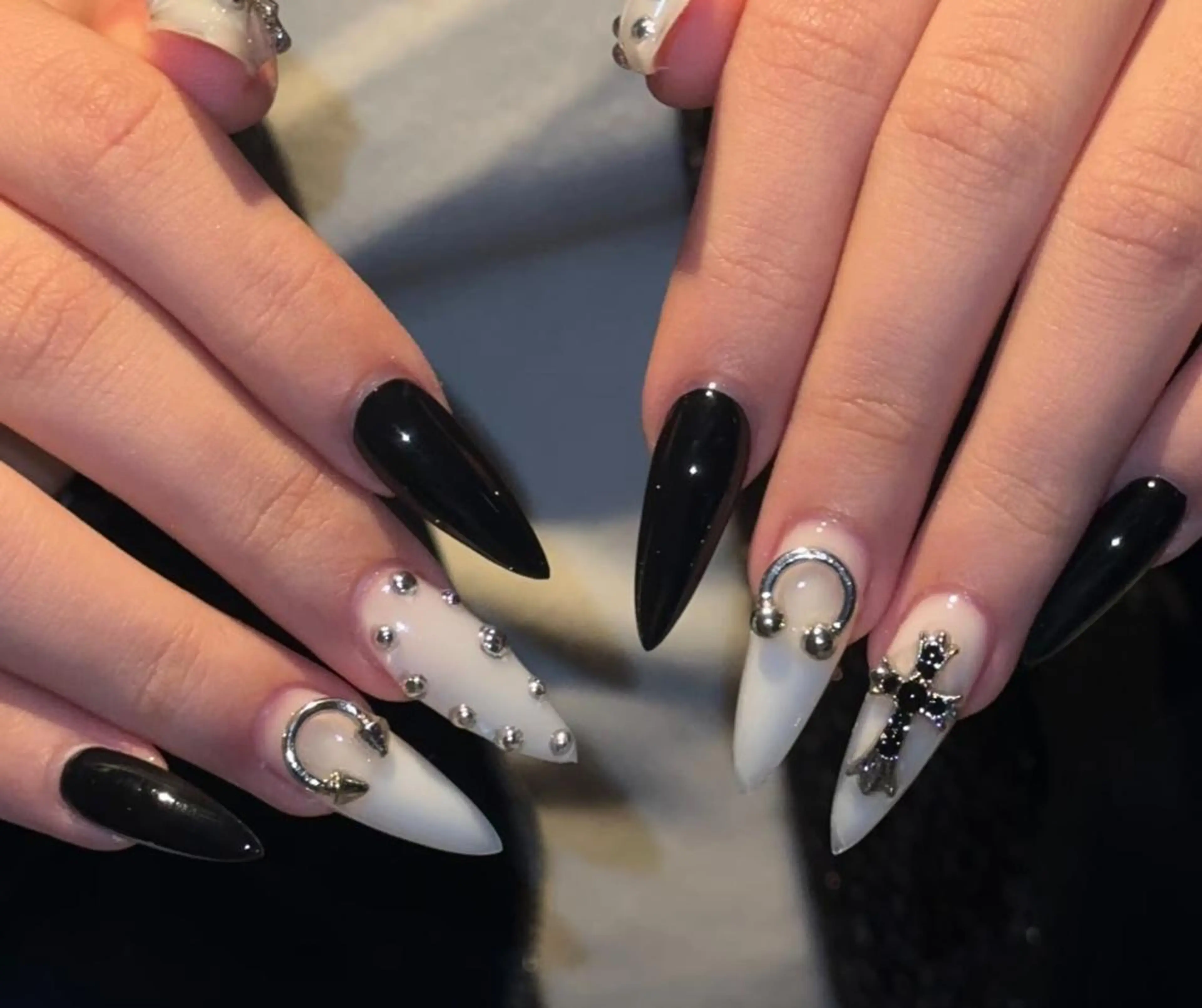 ネイル ハンドネイル エリ🫧 nail池袋東口のネイルデザイン