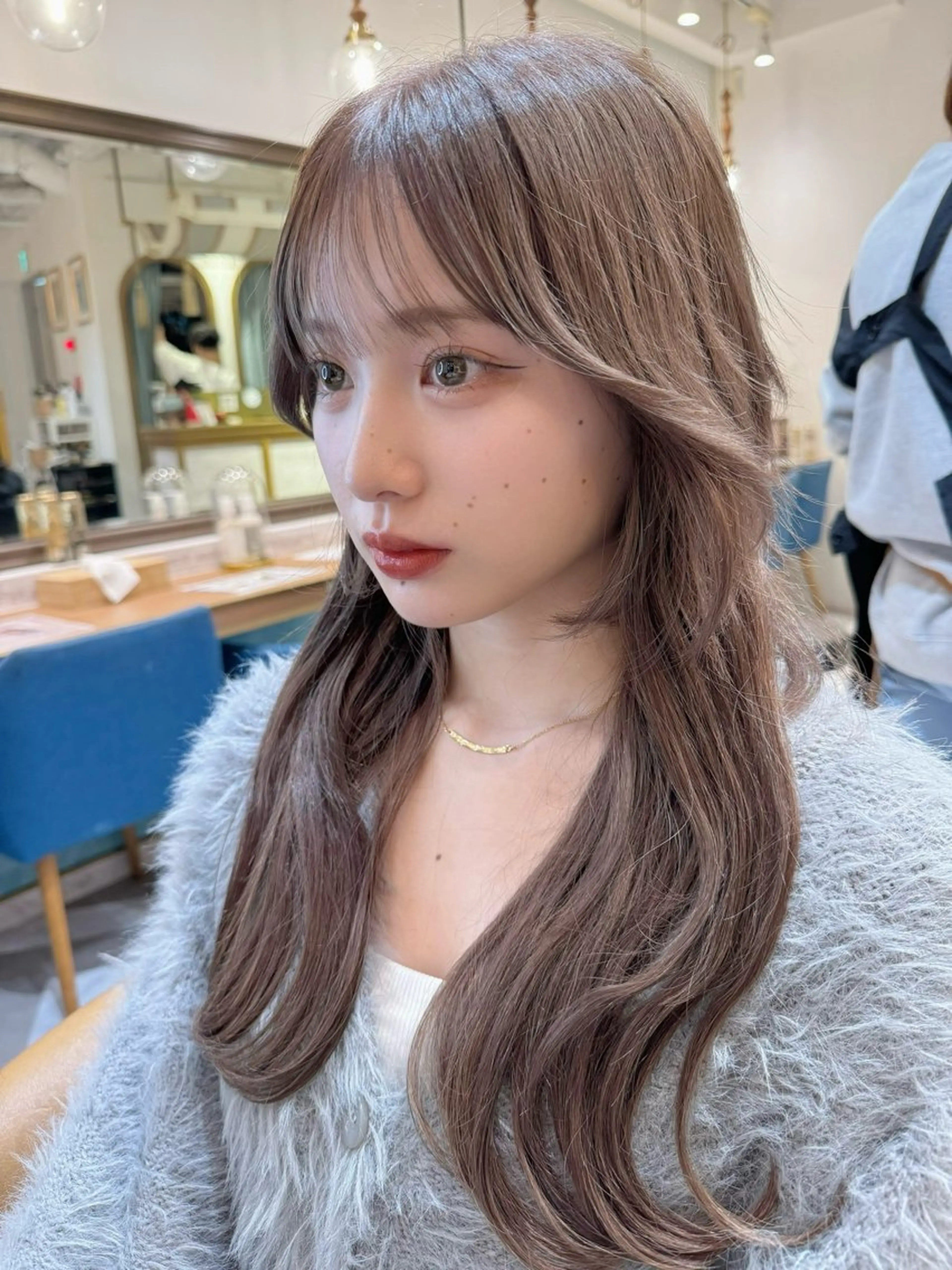 ロング カラー カット ヘアカラー トリートメント レイヤーカット /透明感カラー西田のヘアスタイル