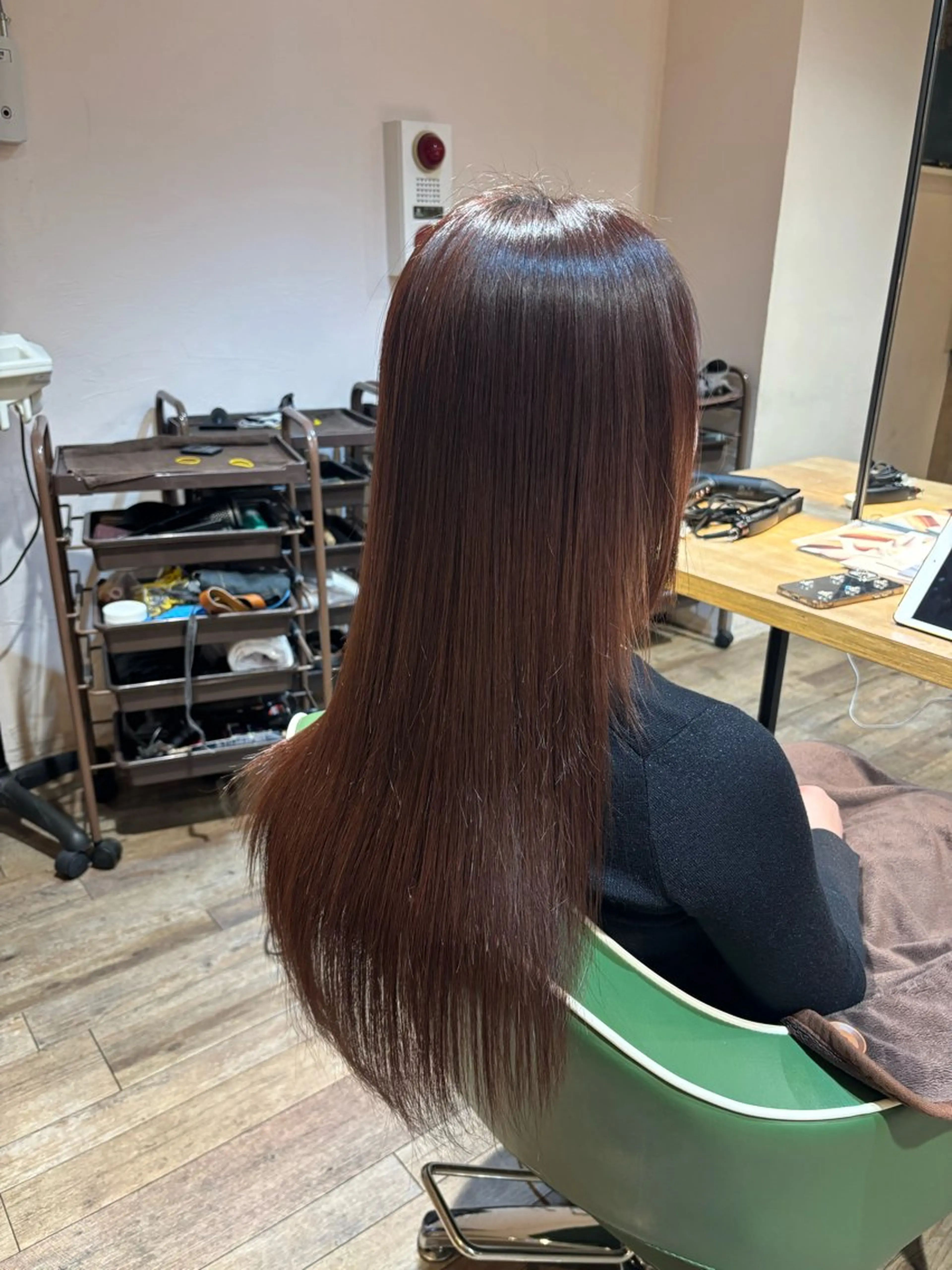 ロング 縮毛矯正 渡邊 陽大のヘアスタイル