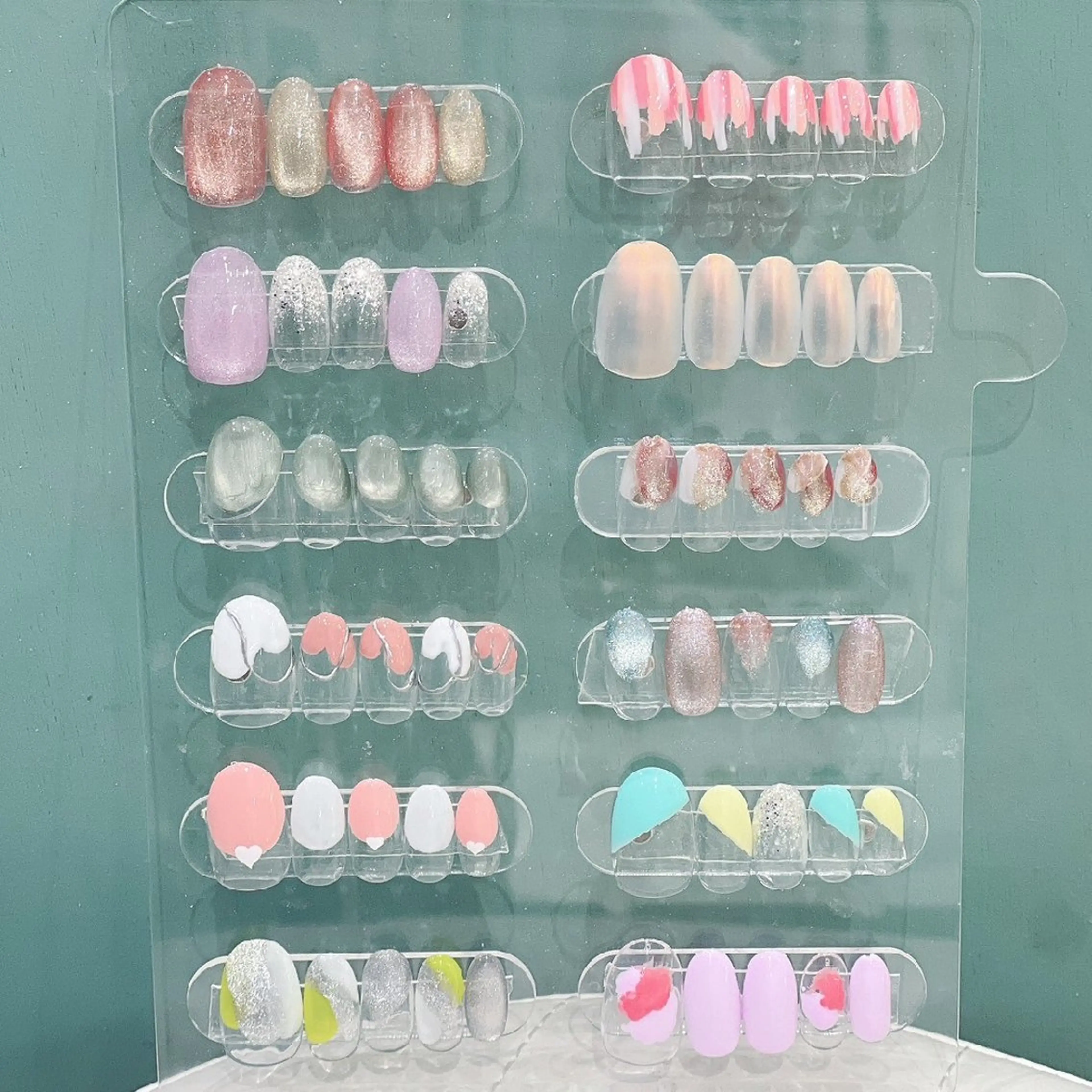 ネイル 💙🤍Tiary M🤍💙のネイルデザイン